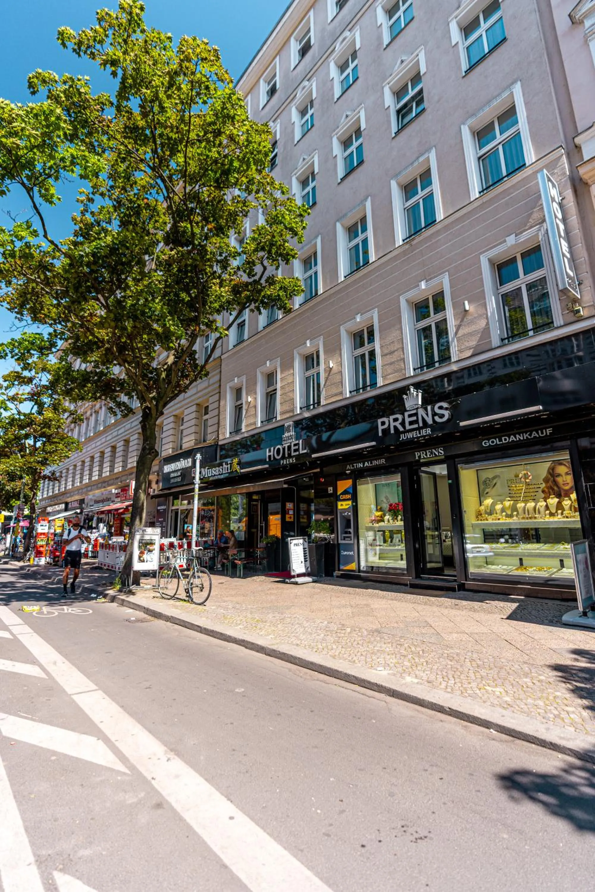 Property building in Hotel Prens Berlin