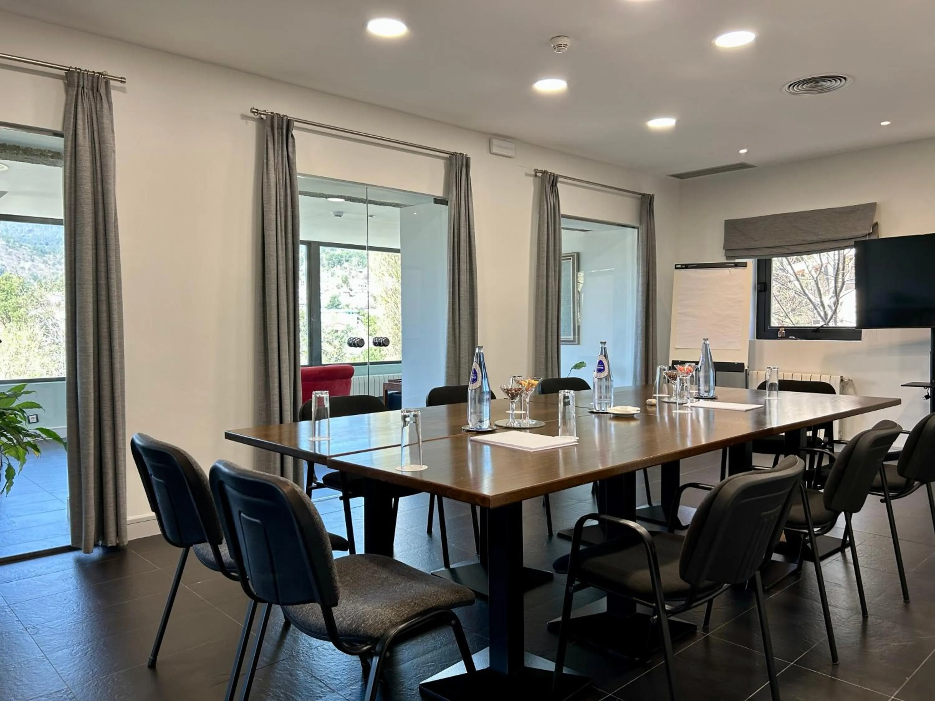 TV and multimedia in Luces del Poniente