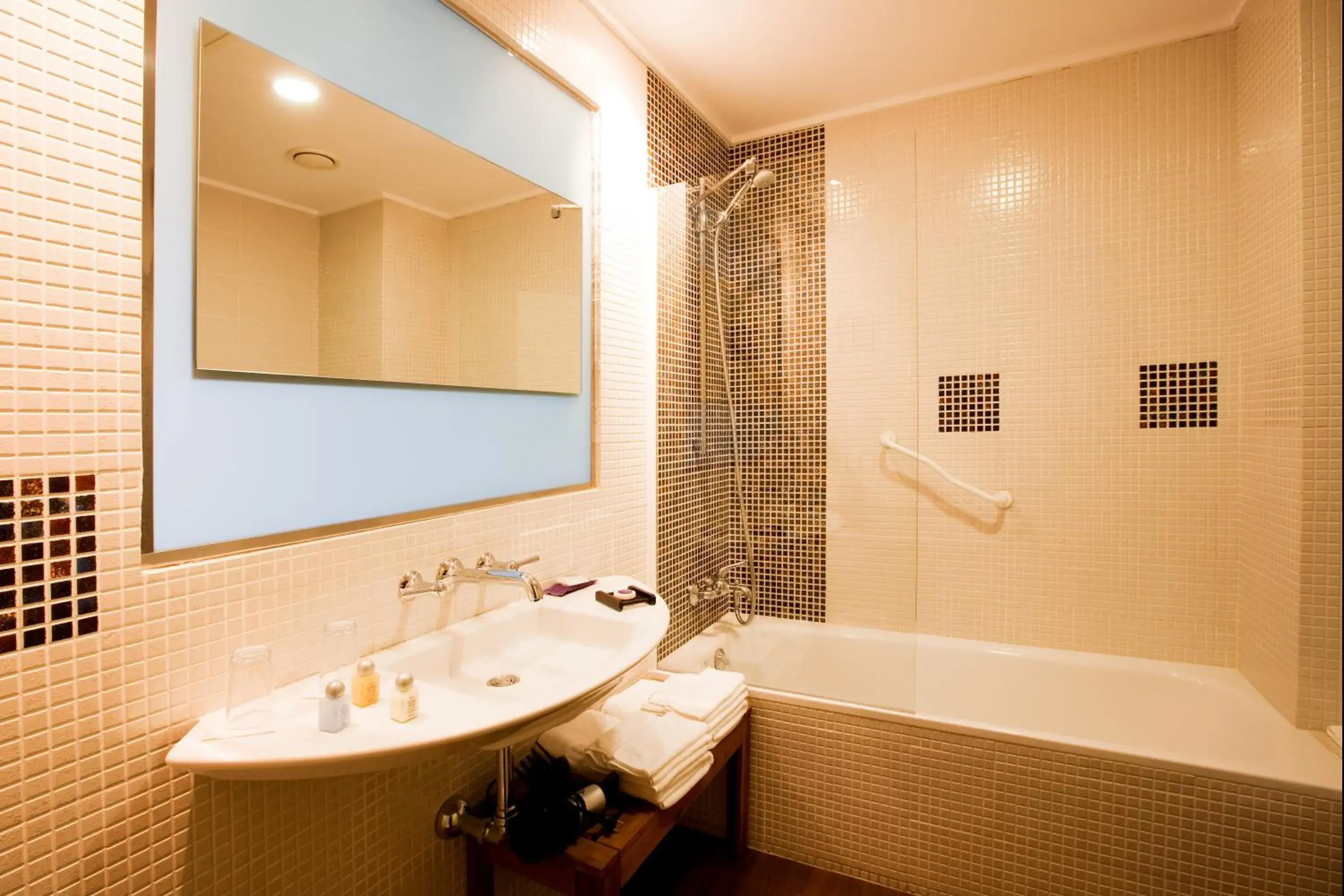 Double or Twin Room with Terrace in Luces del Poniente Double or Twin Room with Terrace in Luces del Poniente