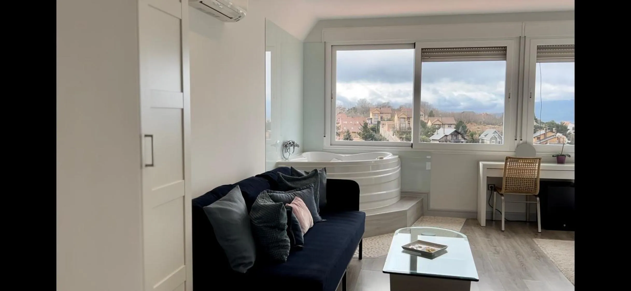 Hot Tub in Luces del Poniente