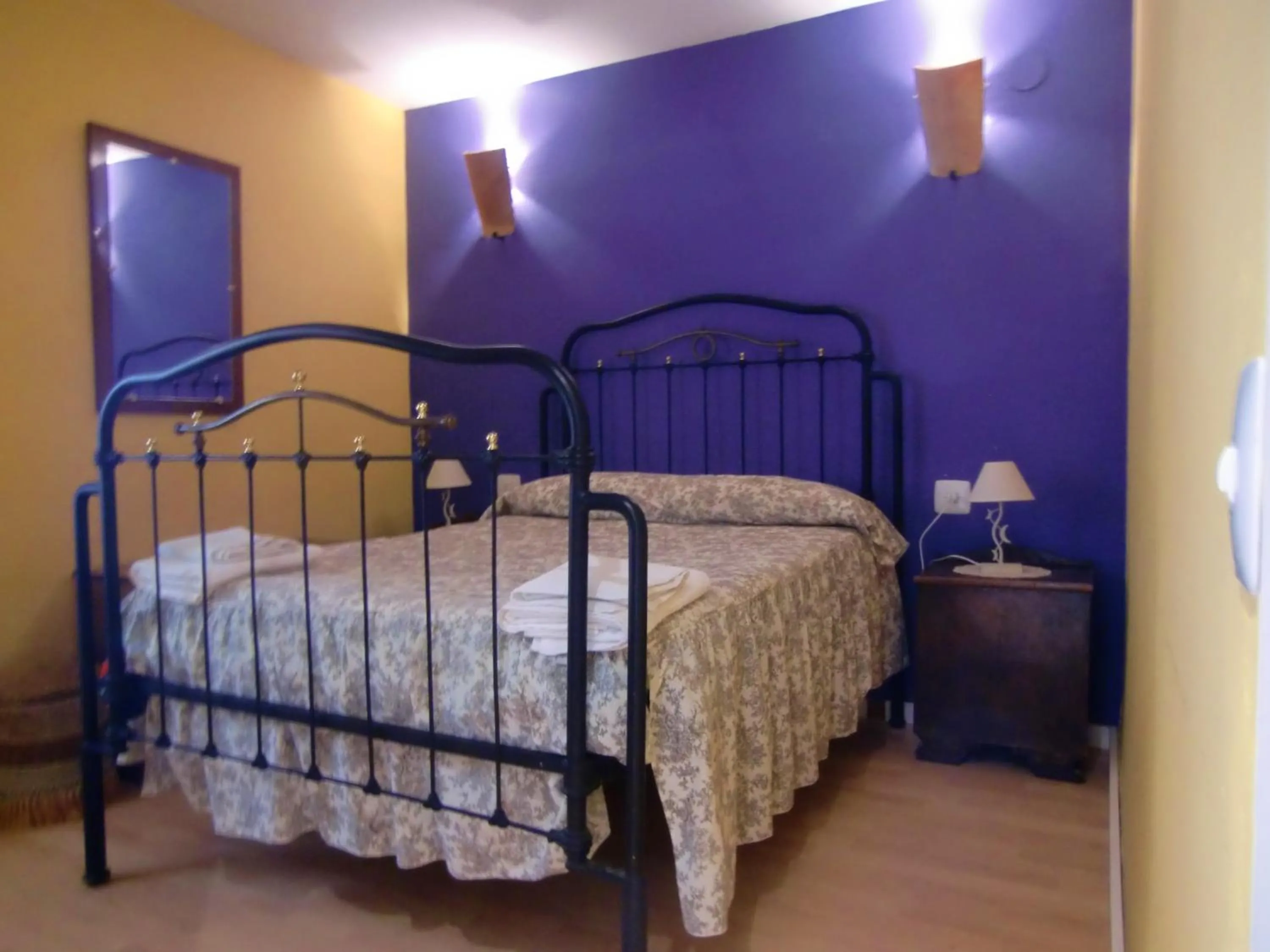 Photo of the whole room, Bed in Casa Rural Jose Trullenque