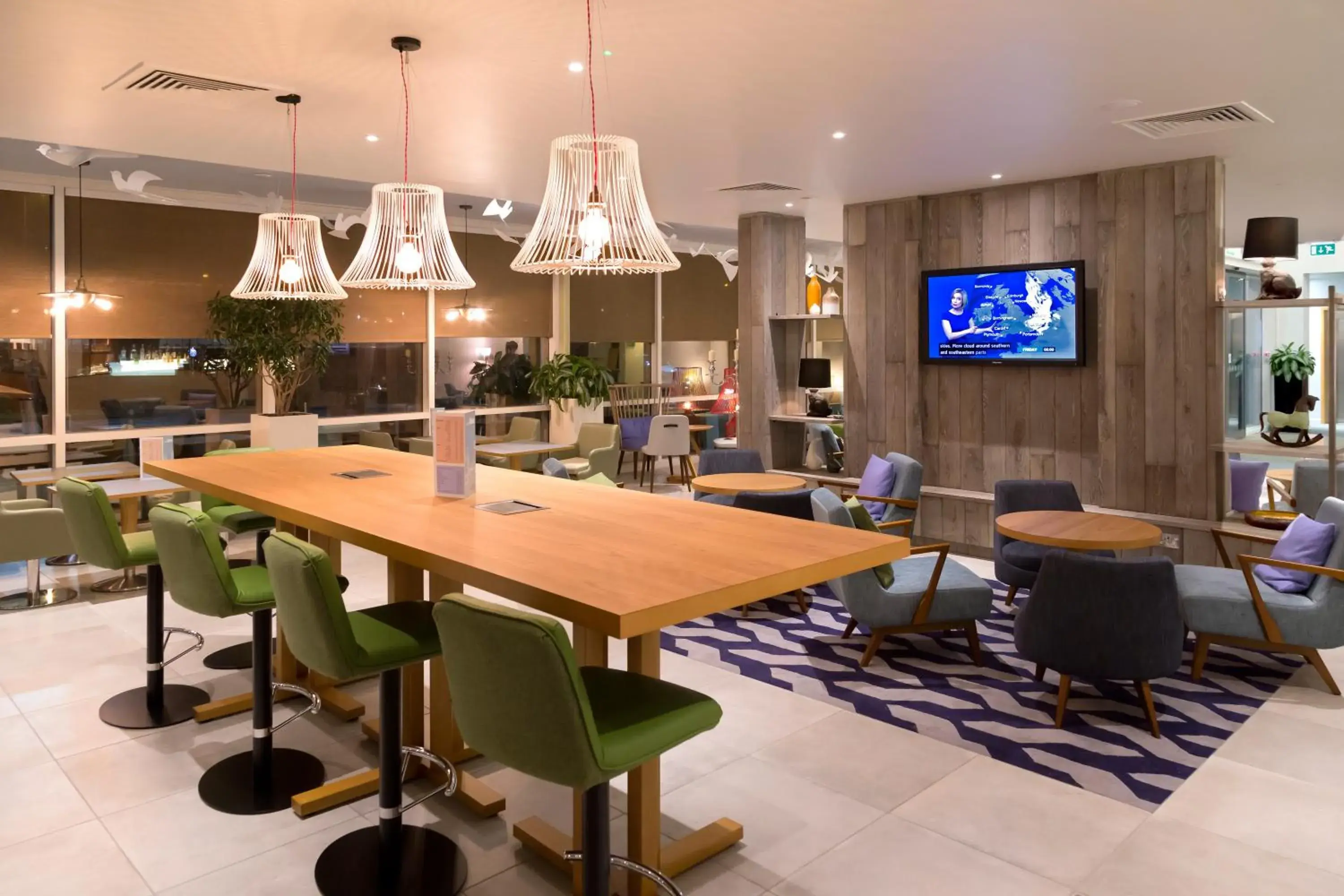 Restaurant/places to eat in Holiday Inn Salisbury - Stonehenge by IHG Restaurant/places to eat in Holiday Inn Salisbury - Stonehenge by IHG