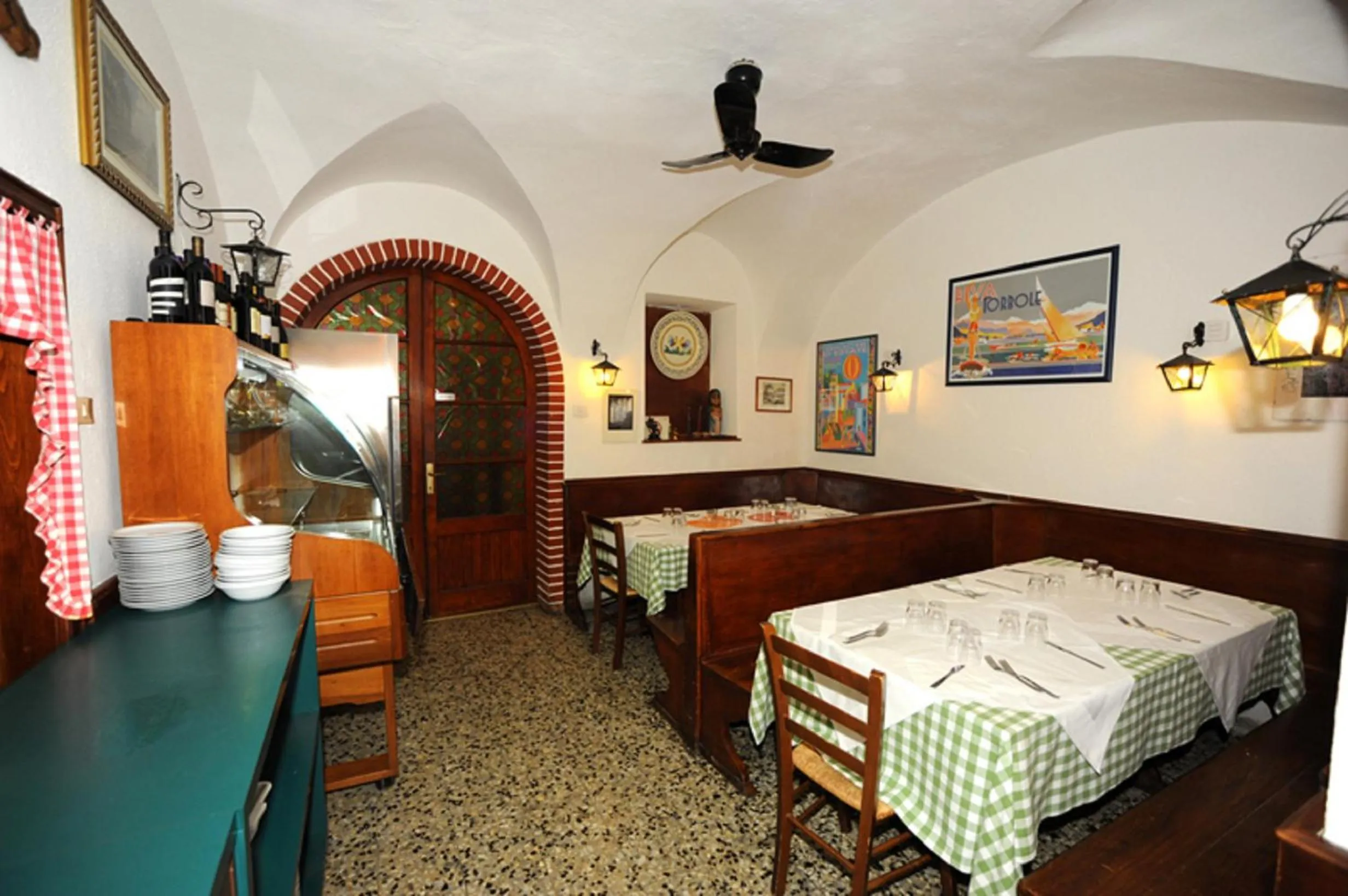 Lunch, Bed in Albergo La Montanara