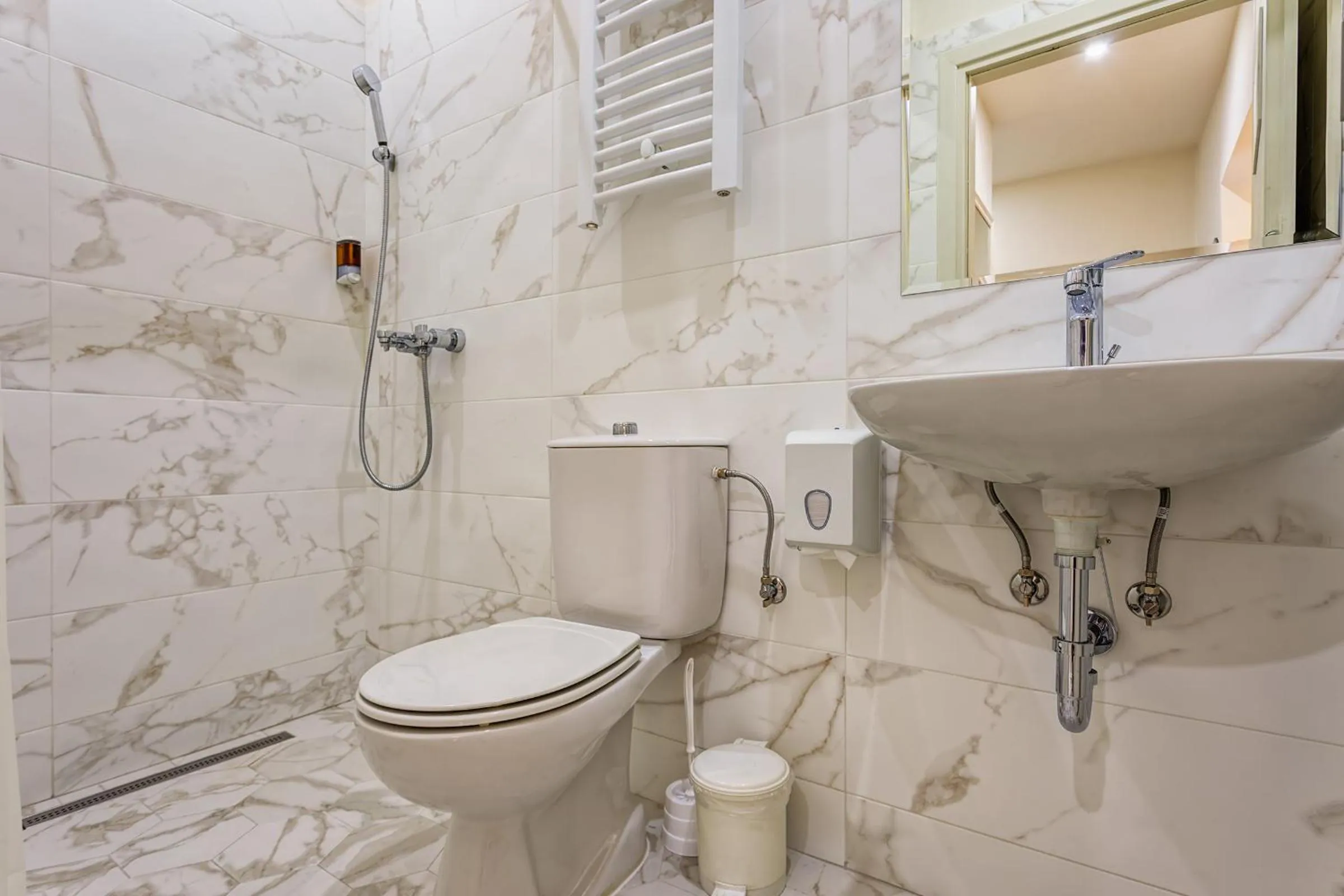 Bathroom in Booking BnB