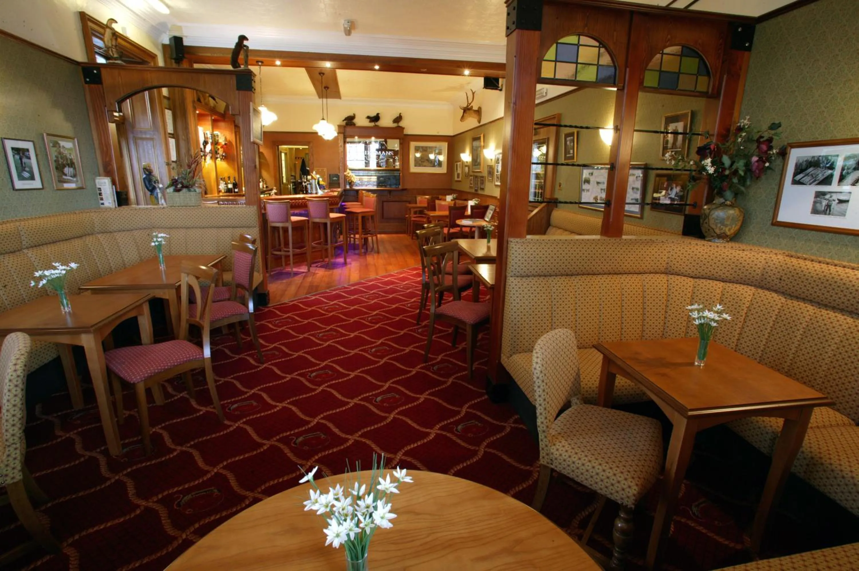 Restaurant/places to eat in Tayside Hotel