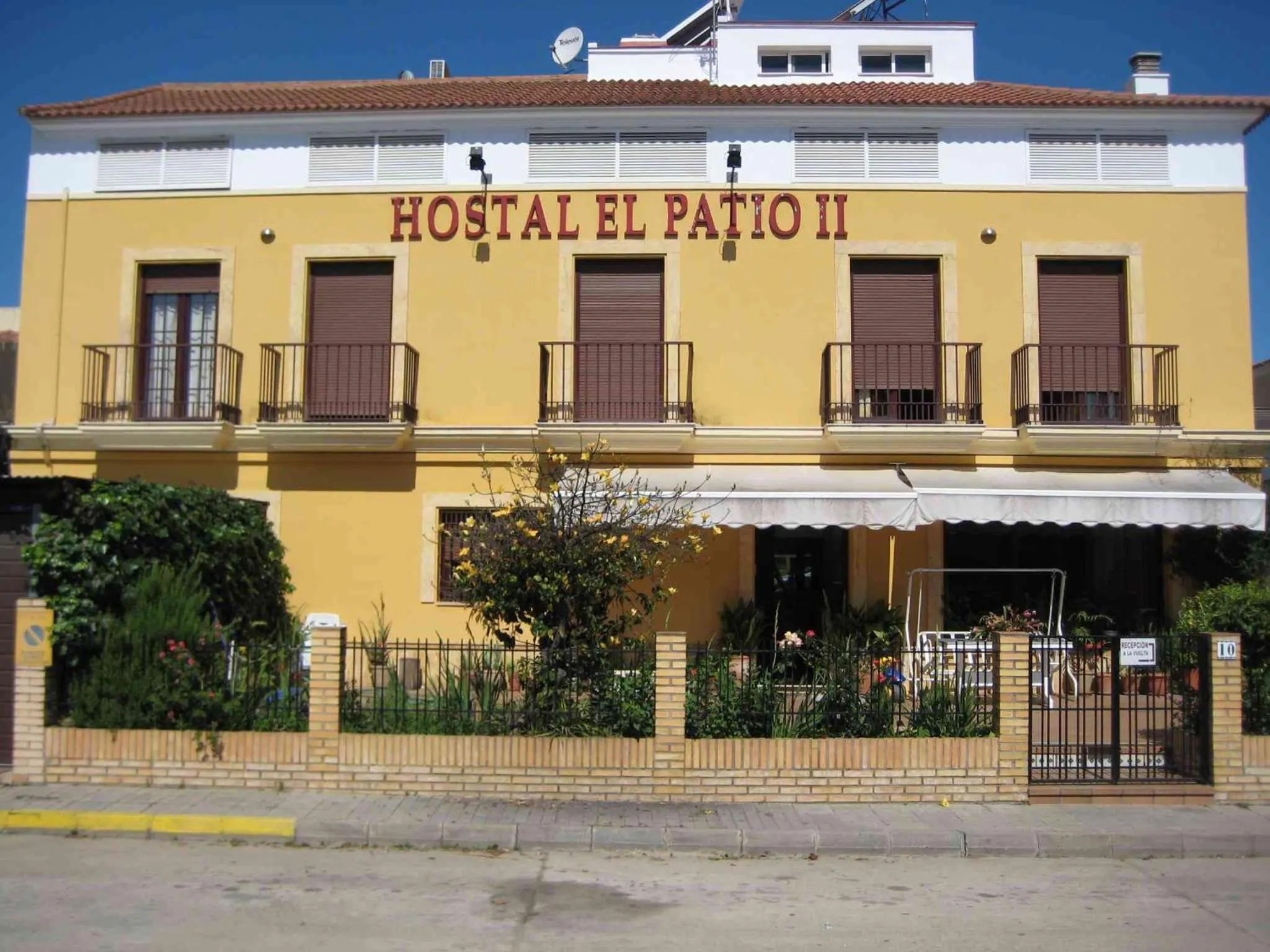 Property building in Hostal Boutique El Patio Lepe