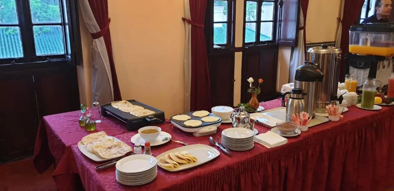 Continental breakfast in Hotel Batha