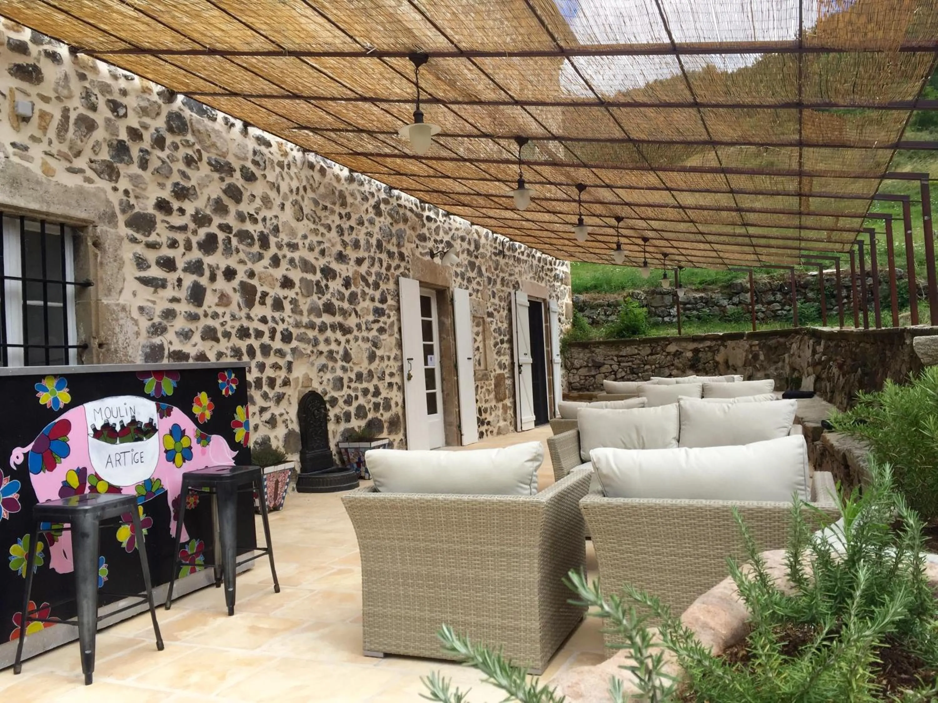 Property building in Moulin A