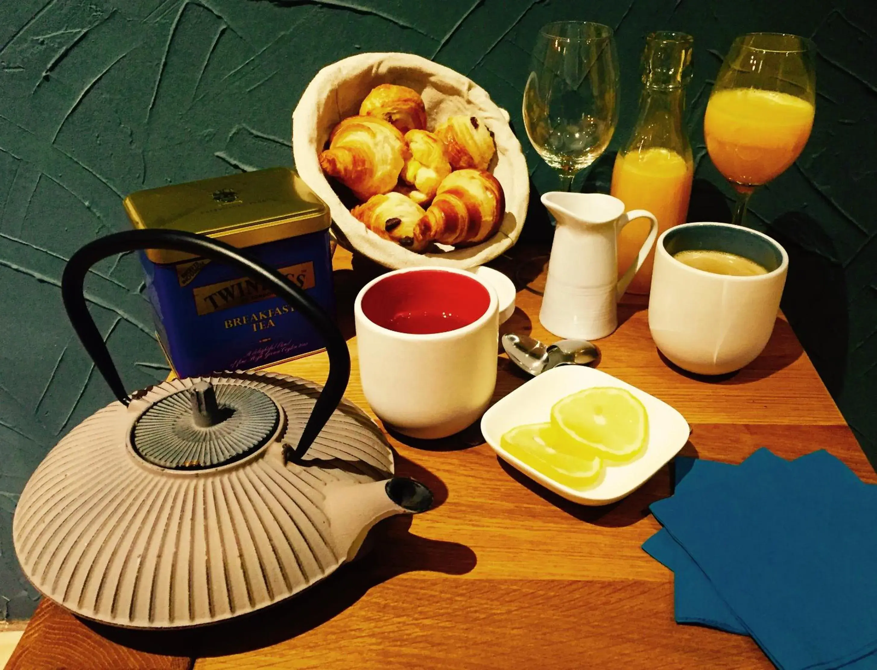 Food and drinks in Moulin A Food and drinks in Moulin A