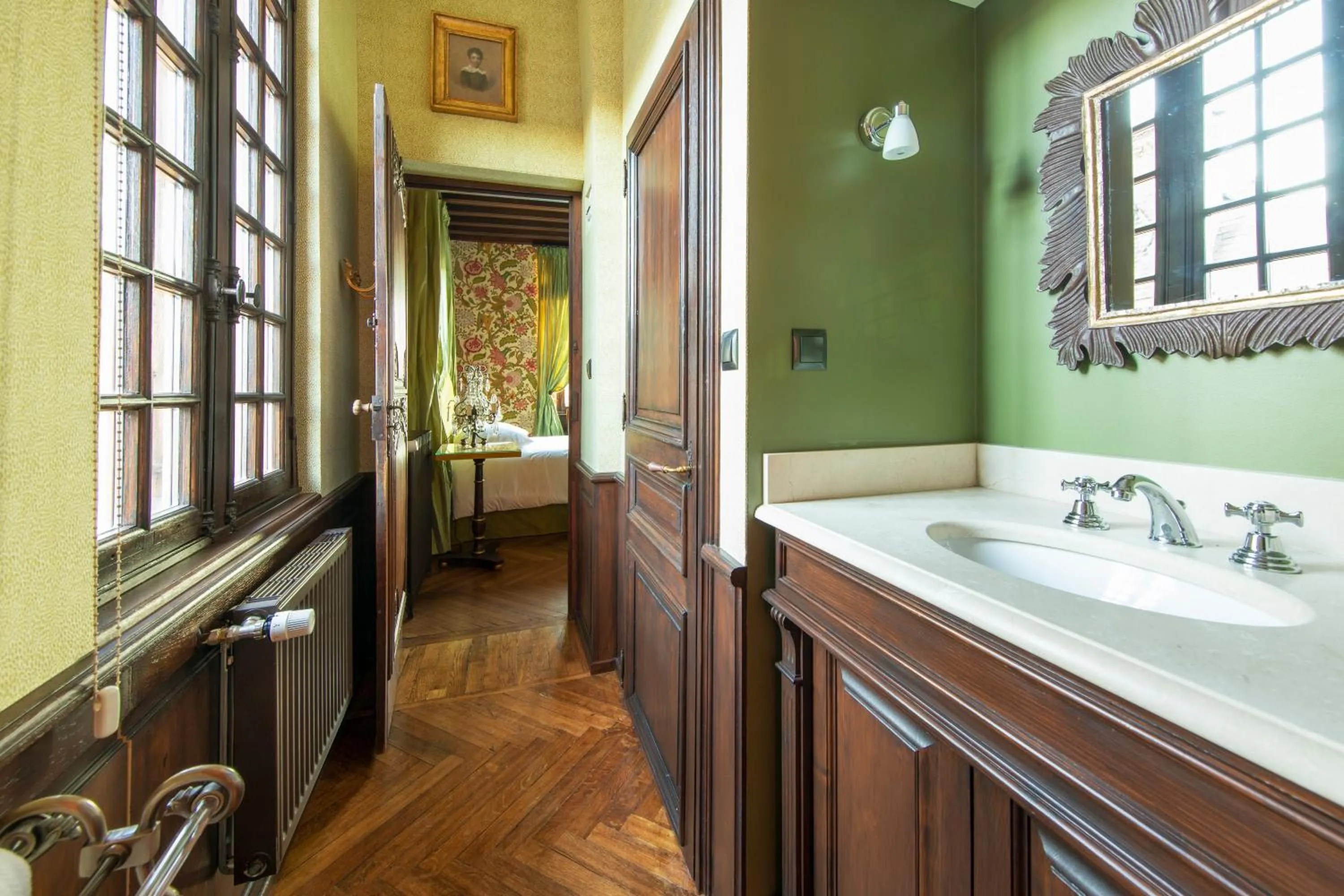 Bathroom in La Maison Des Vieux Logis