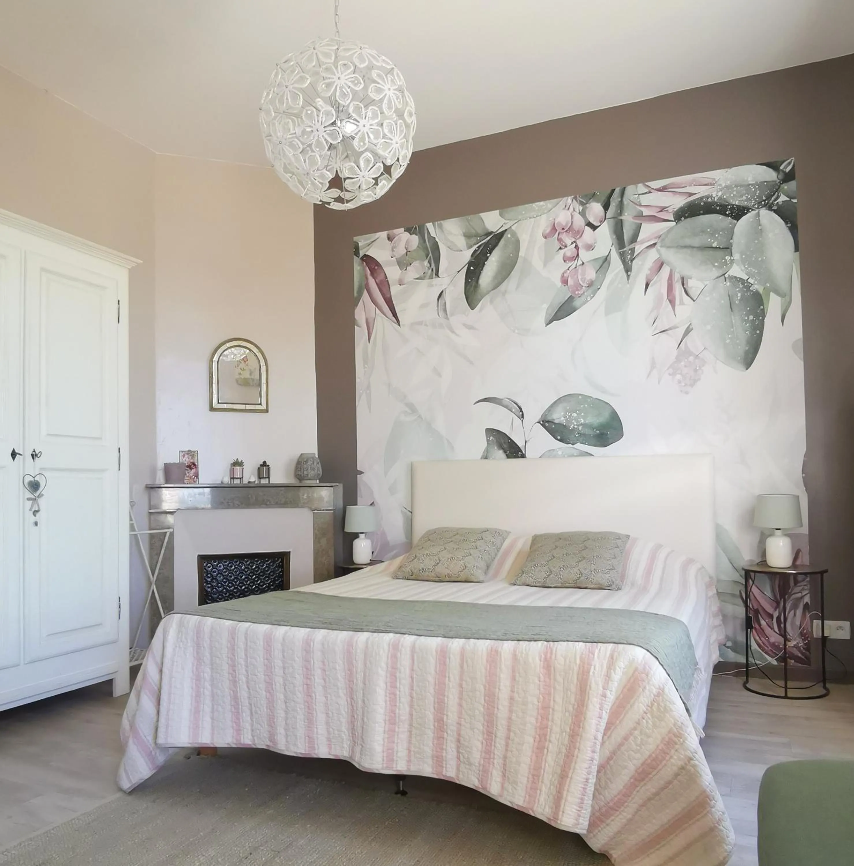 Bedroom in Le Domaine de Tini