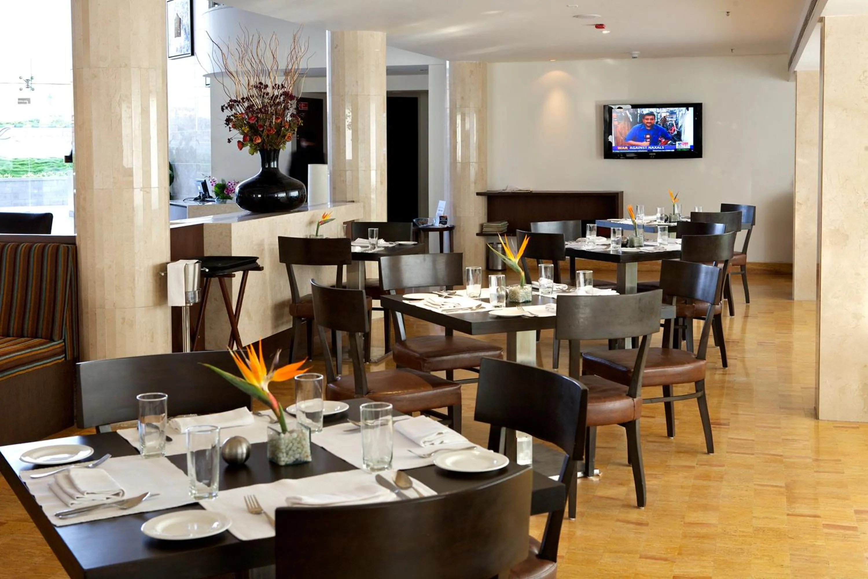 Restaurant/places to eat in Peerless Hotel Hyderabad