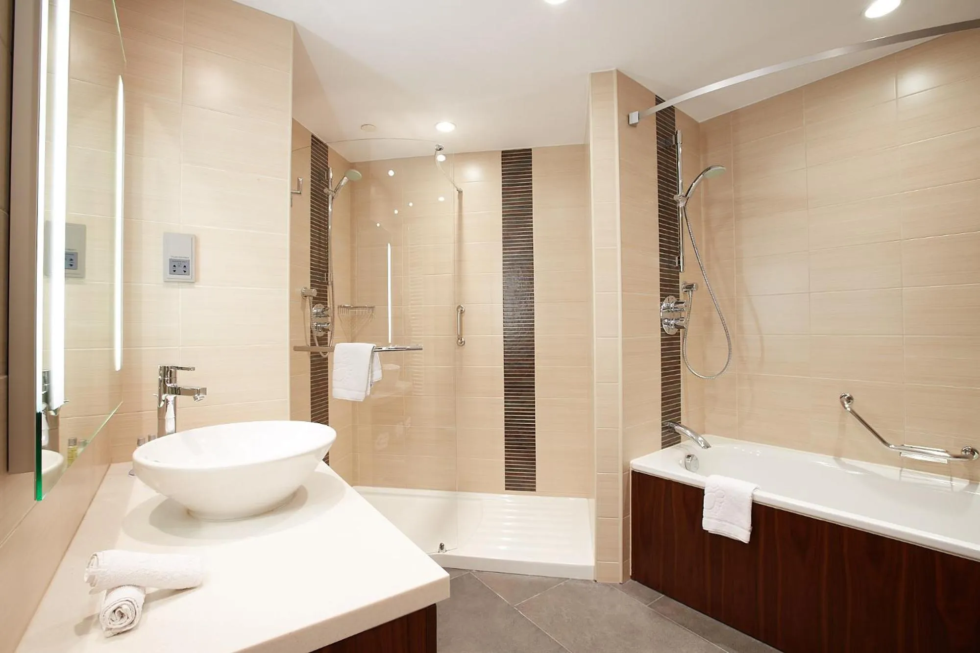 Shower in Hilton Garden Inn Rzeszów