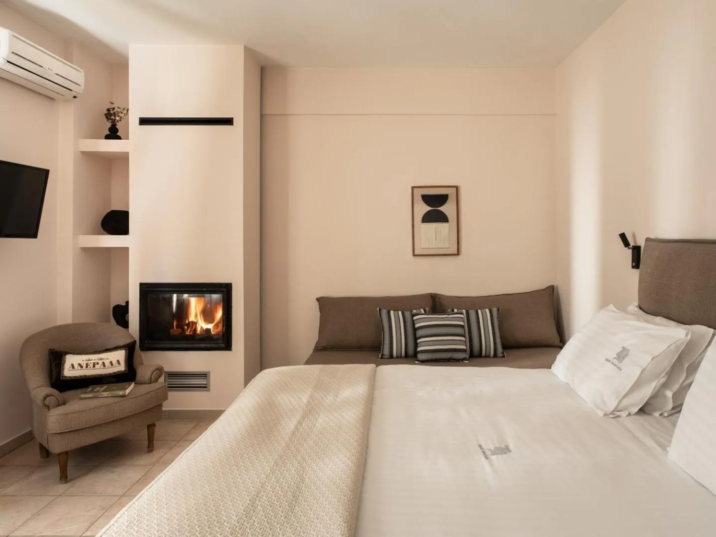 Bed in Anerada Hotel