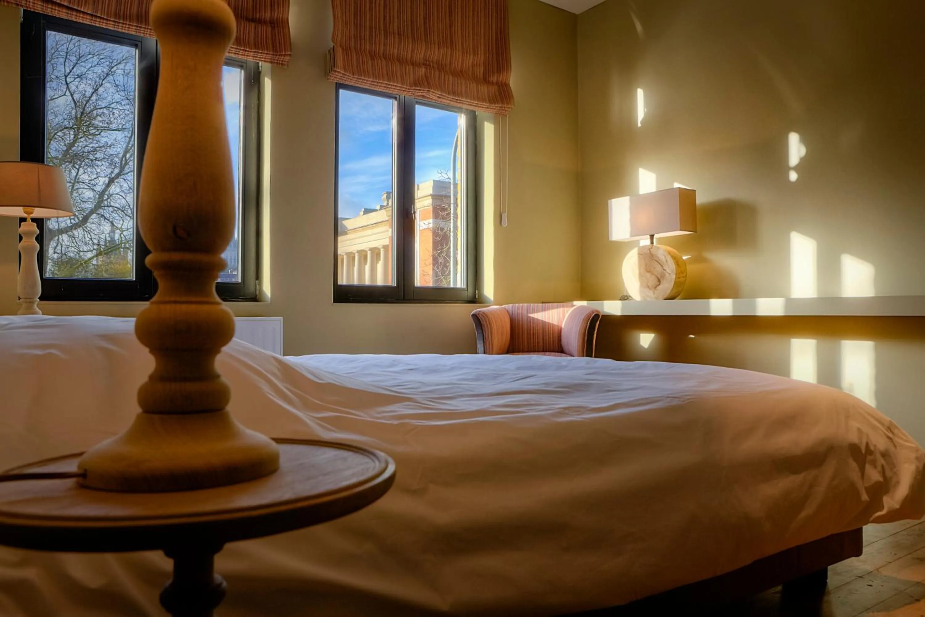 Nearby landmark, Bed in Menin Gate House