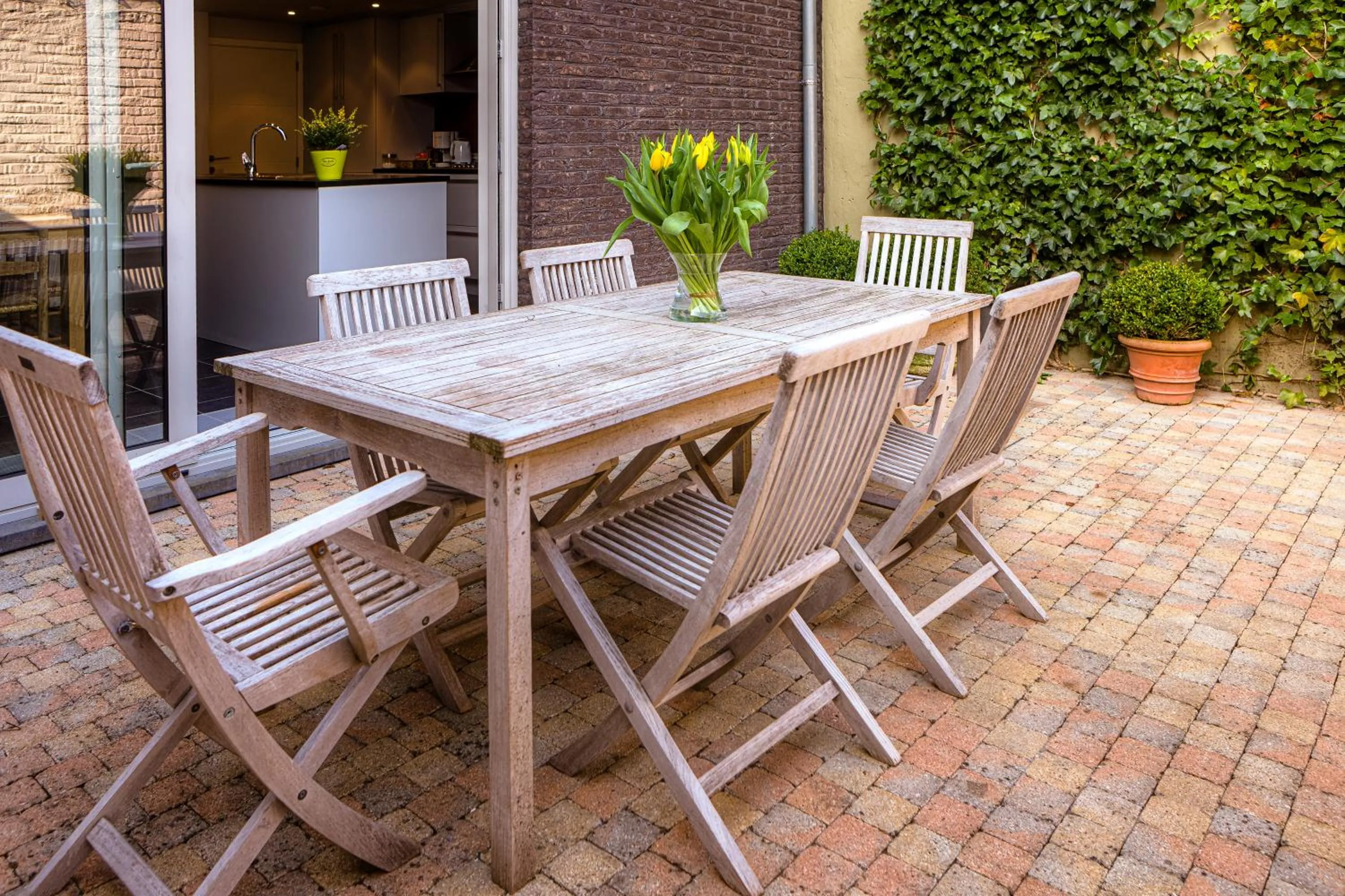 Patio in Menin Gate House