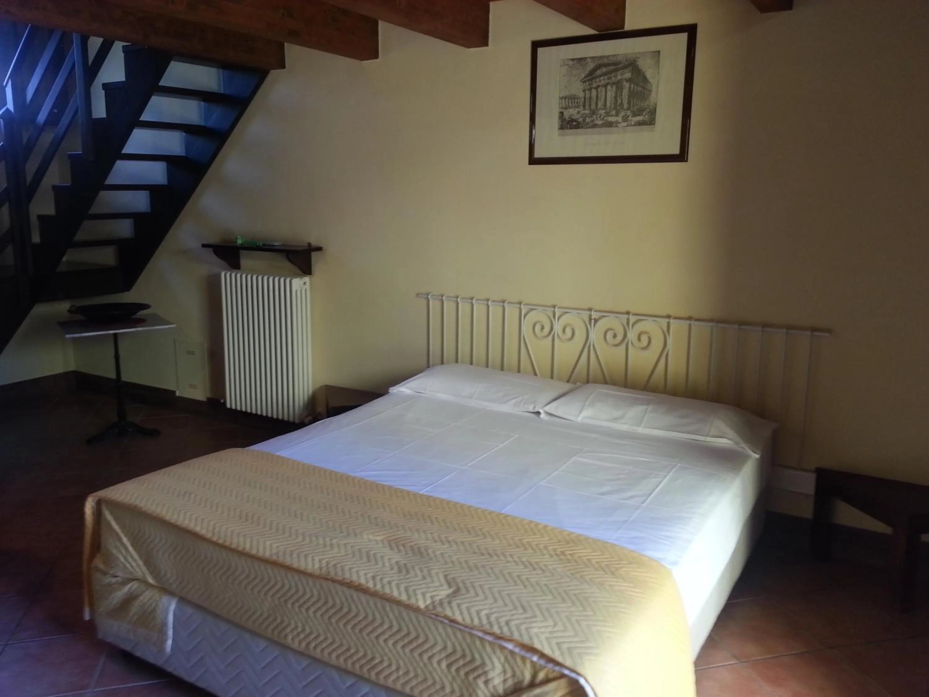 Bed in Albergo Residence Al Passatore camere & relax