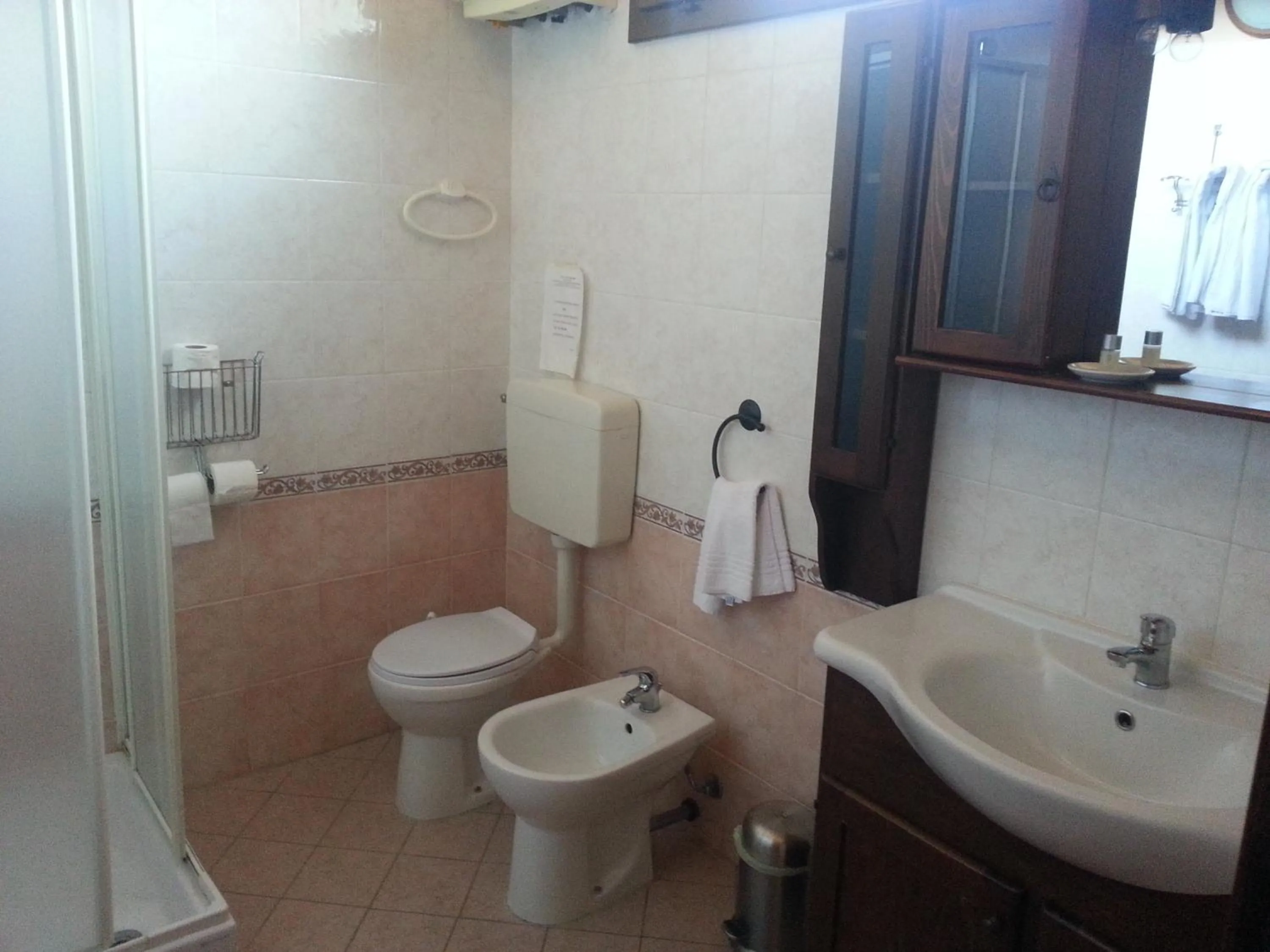 Bathroom in Albergo Residence Al Passatore camere & relax