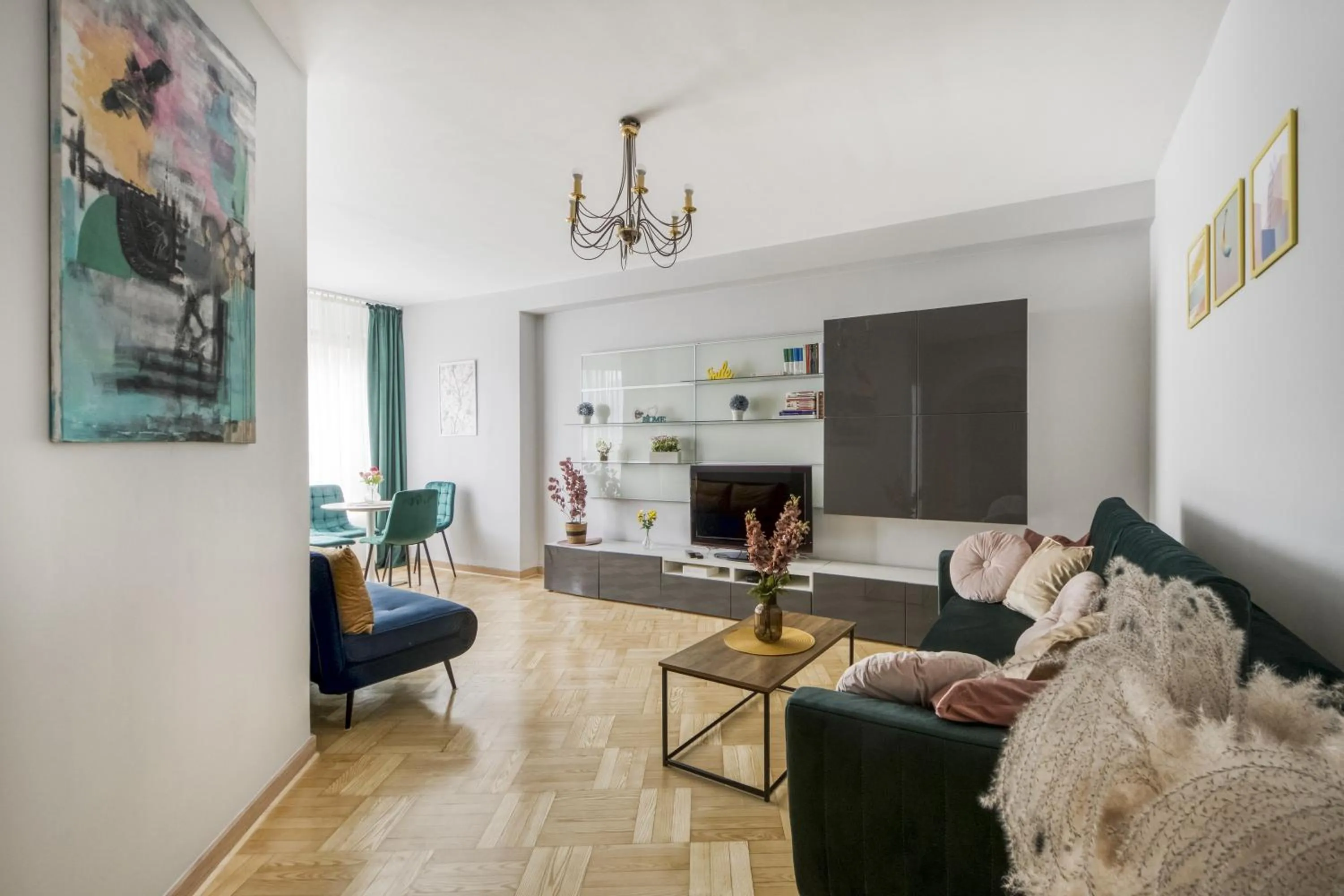 Gama Great Location & Famili Apartment 120m 2-12 people