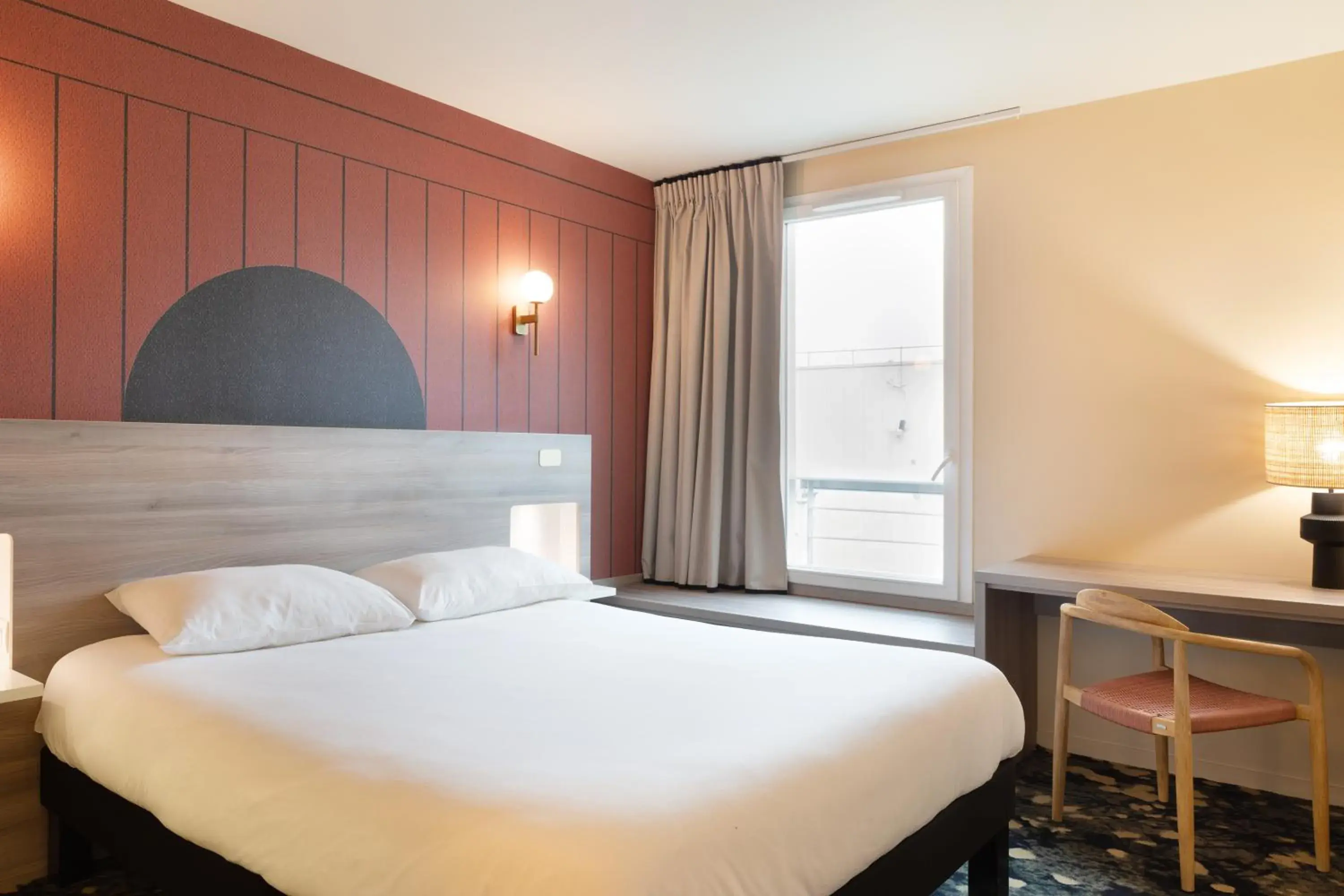 Bedroom, Bed in ibis Styles Versailles Saint Quentin en Yvelines Bedroom, Bed in ibis Styles Versailles Saint Quentin en Yvelines