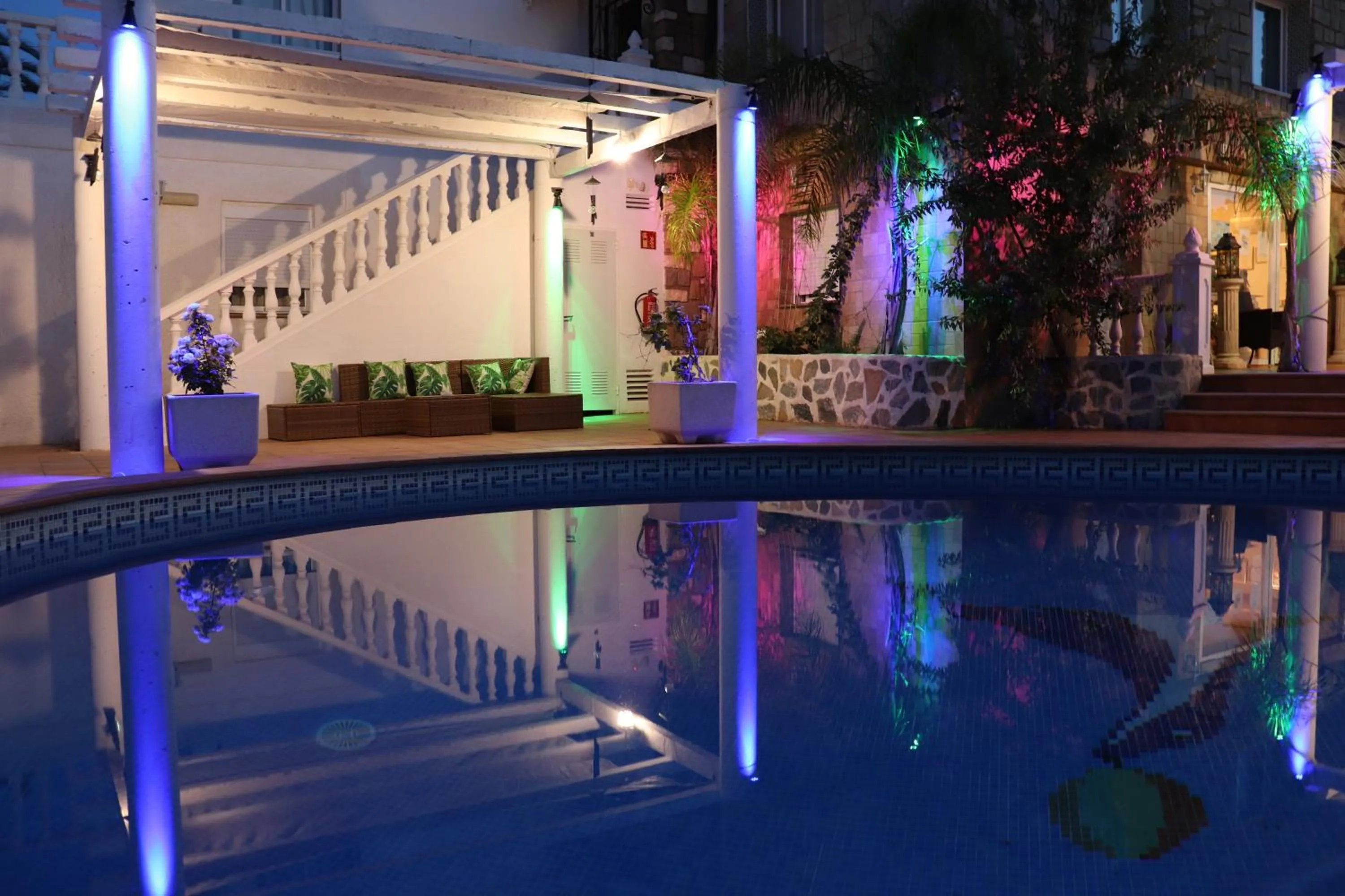 Hotel Casa Día y Noche