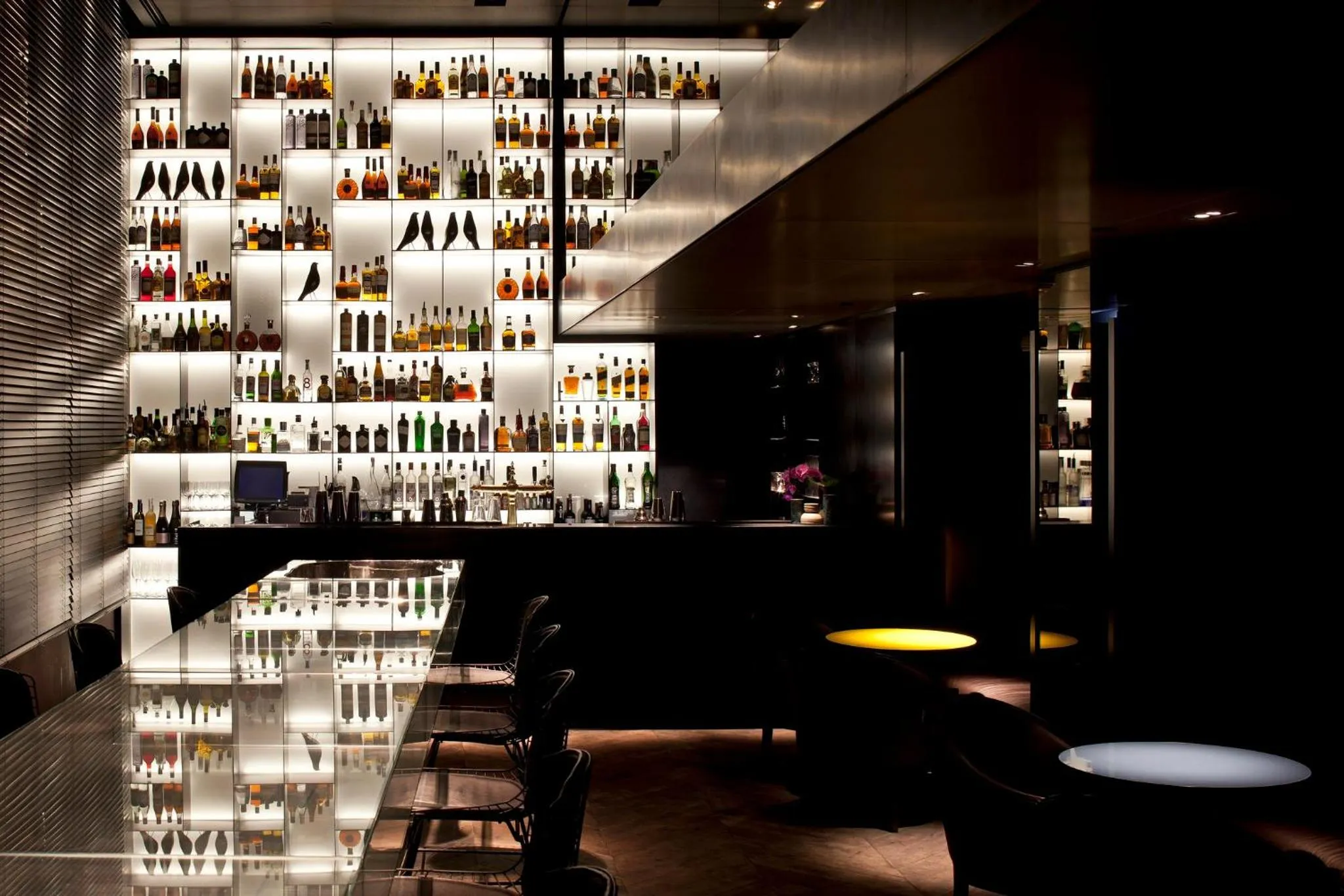 Lounge or bar in Conservatorium Hotel - Operated by Mandarin Oriental