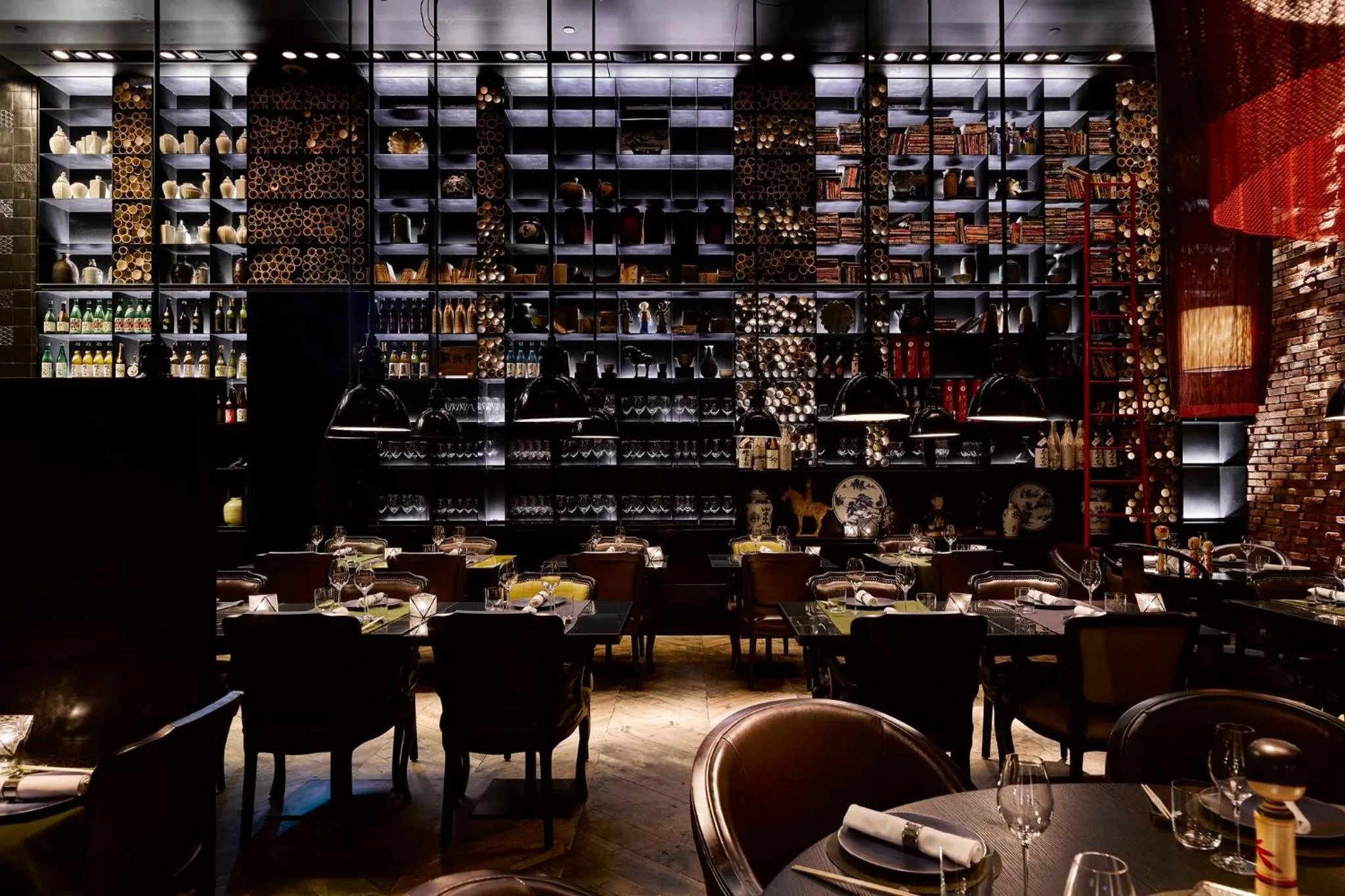 Restaurant/places to eat in Conservatorium Hotel - Operated by Mandarin Oriental