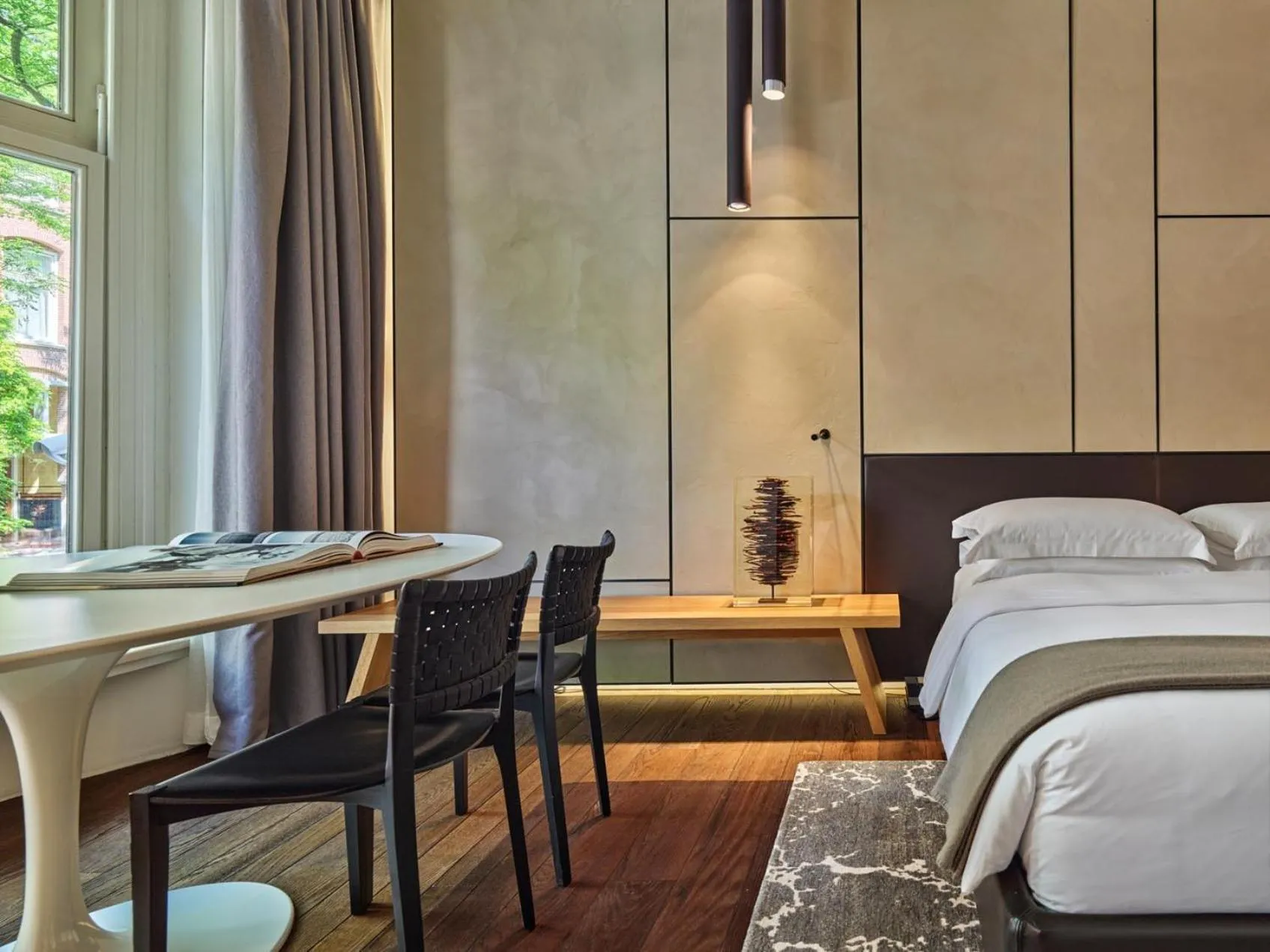Bedroom, Bed in Conservatorium Hotel - Operated by Mandarin Oriental