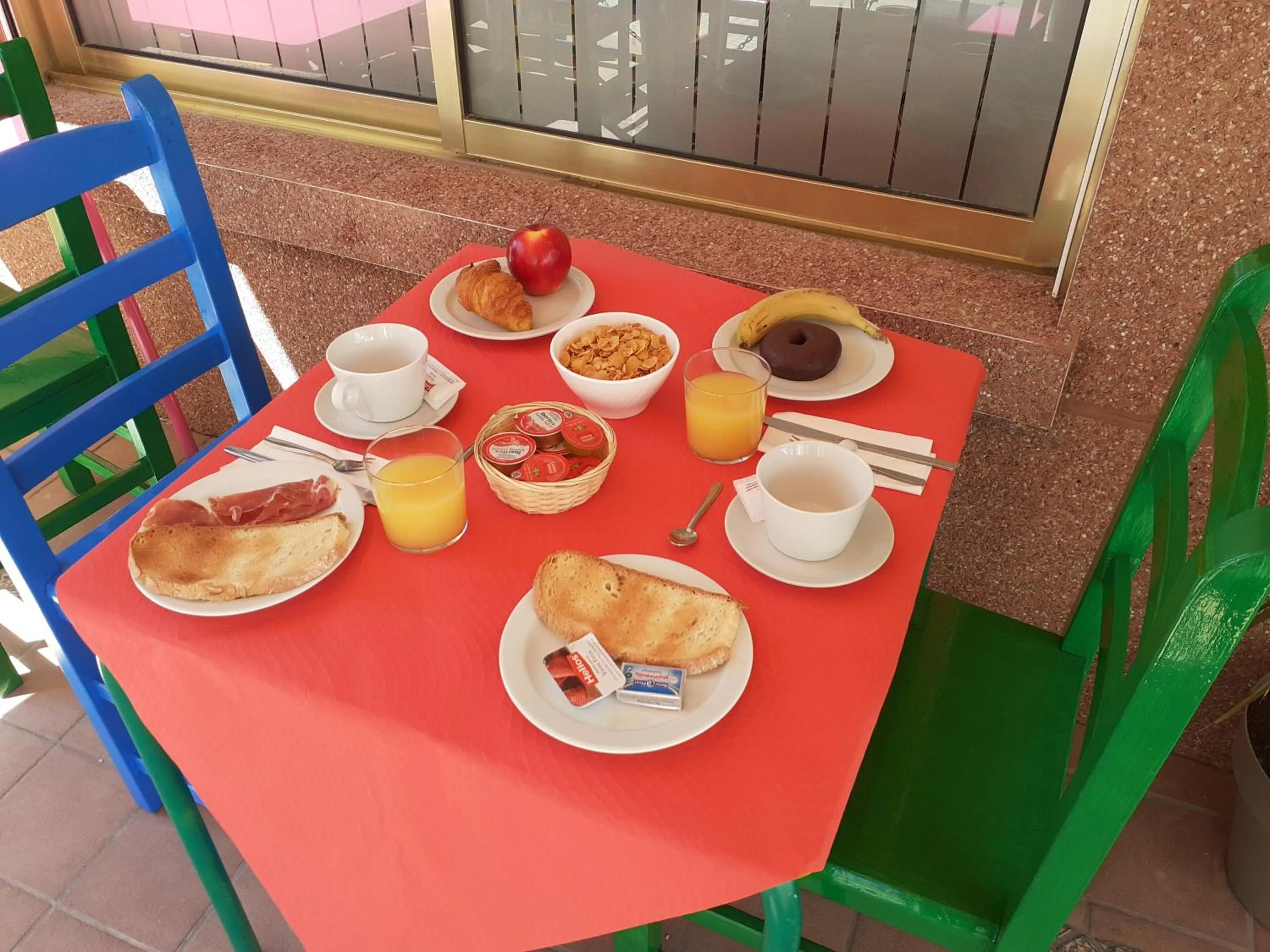 Breakfast in Hotel Clibomar Jamaica