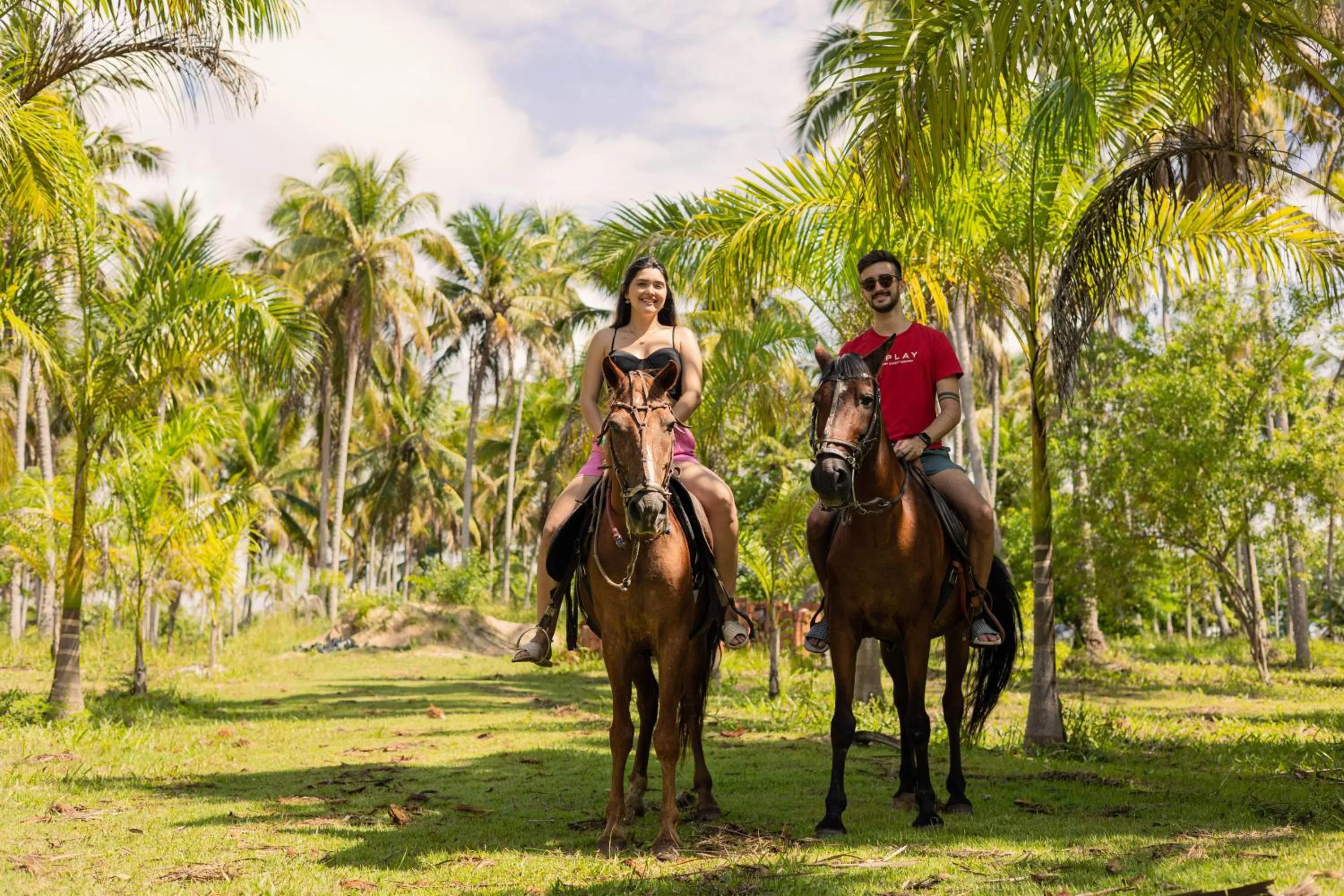 People in Eco Pousada Paraíso dos Coqueirais
