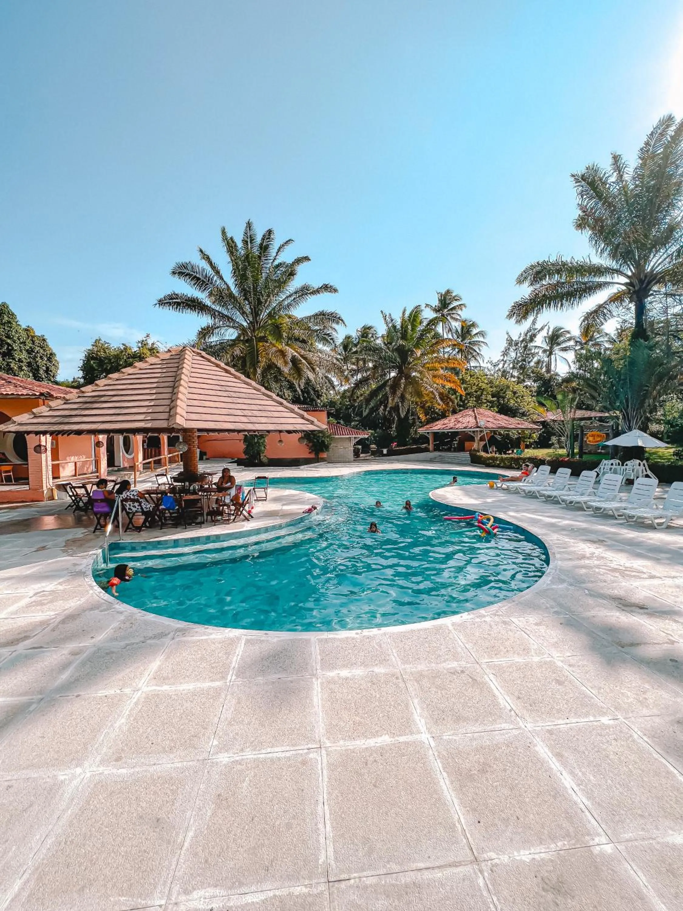 Swimming pool in Eco Pousada Paraíso dos Coqueirais