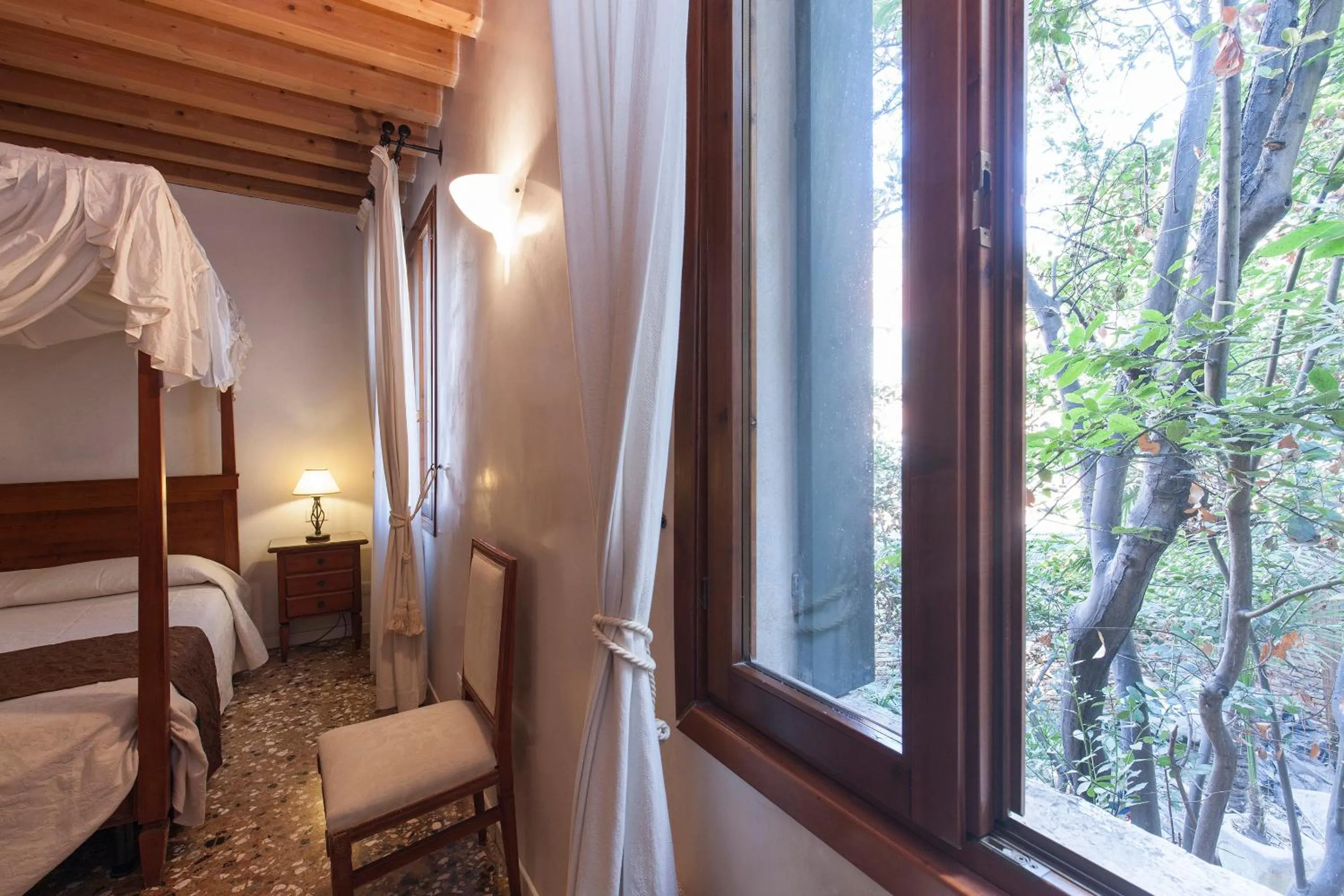 Bed in B&B Al Palazzetto