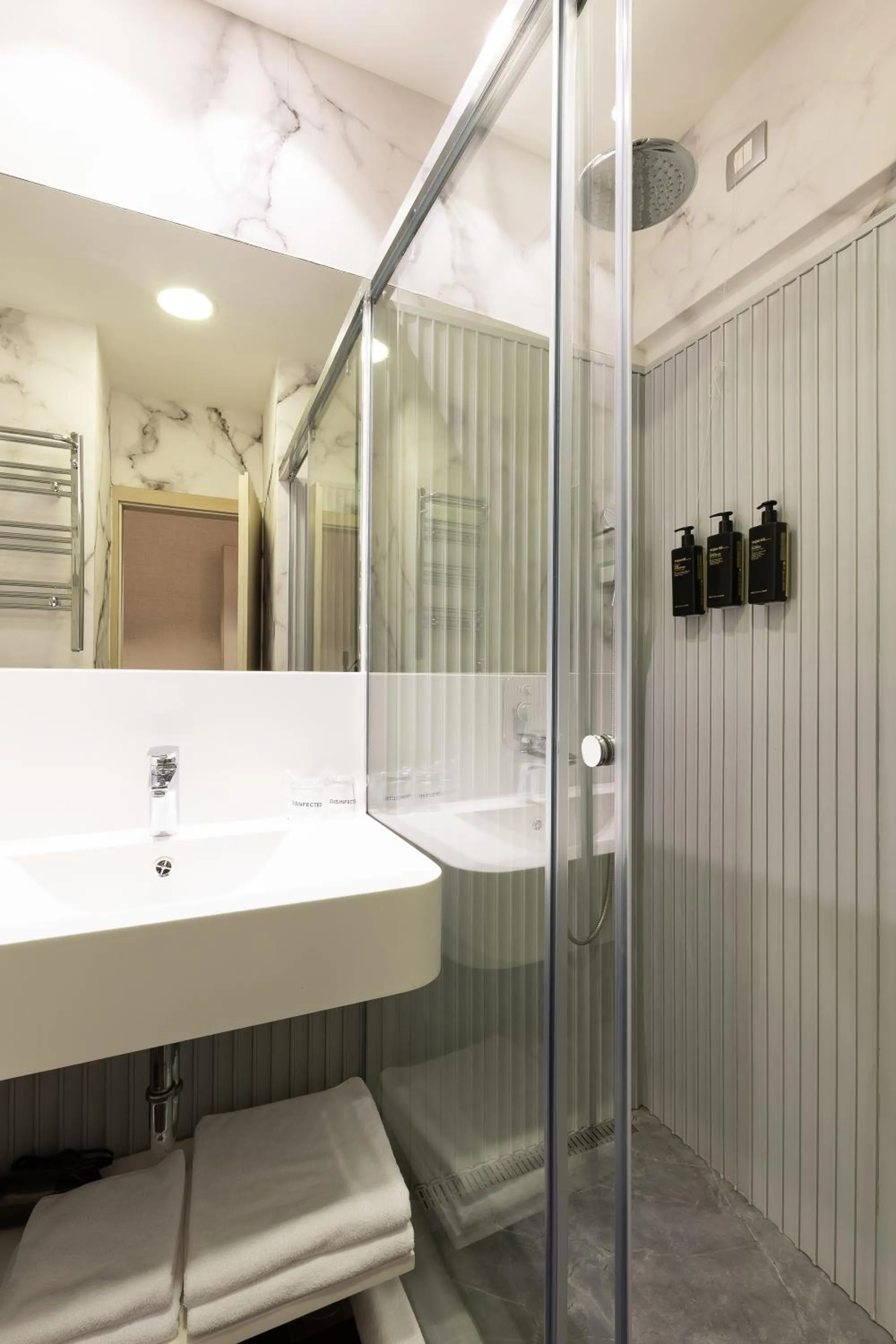 Bathroom in Hotel Palma