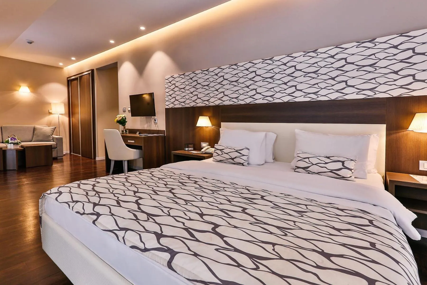 Living room, Bed in Hotel Palma