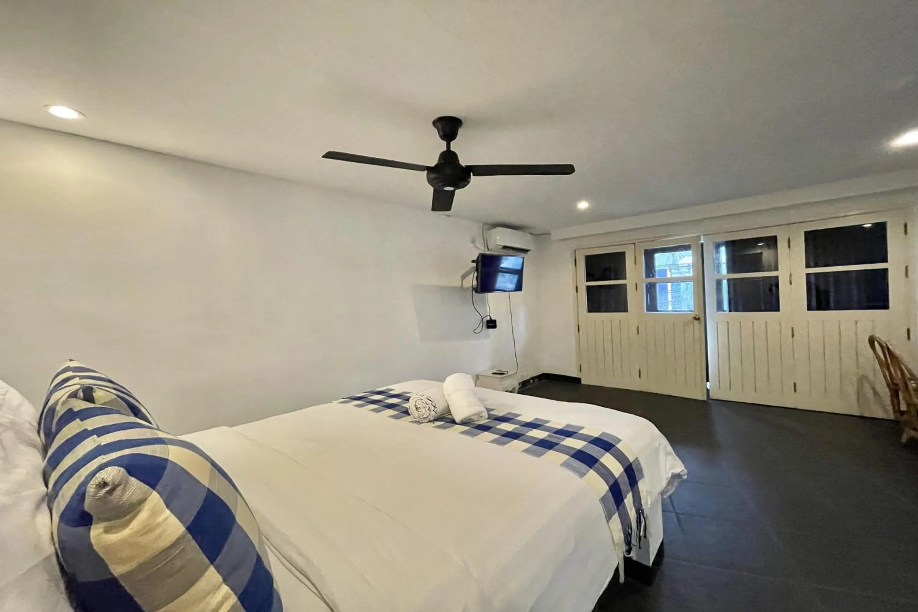 Bedroom, Bed in Taman Unique Hotel Senggigi