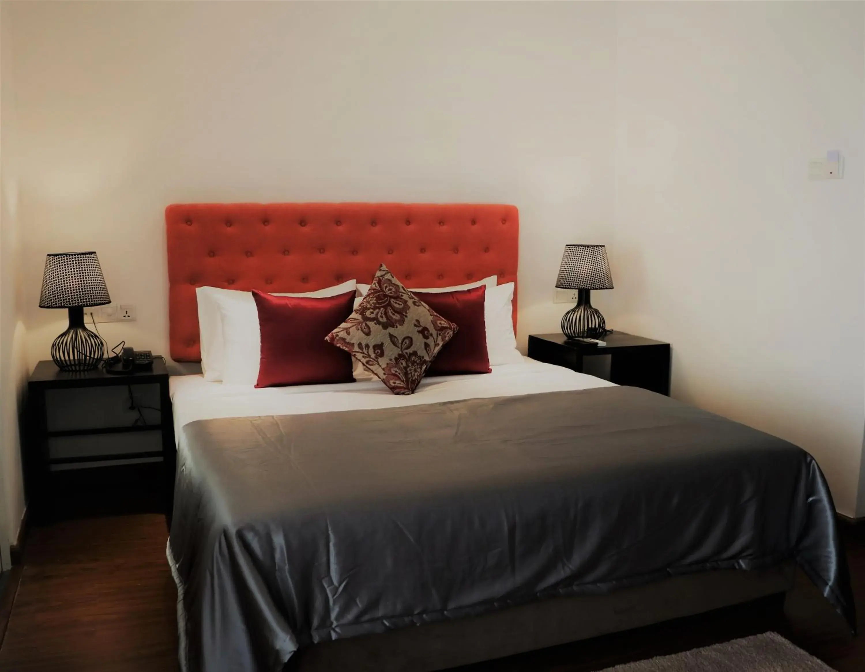 Deluxe Room - single occupancy in Daffodils Beach Negombo Deluxe Room - single occupancy in Daffodils Beach Negombo