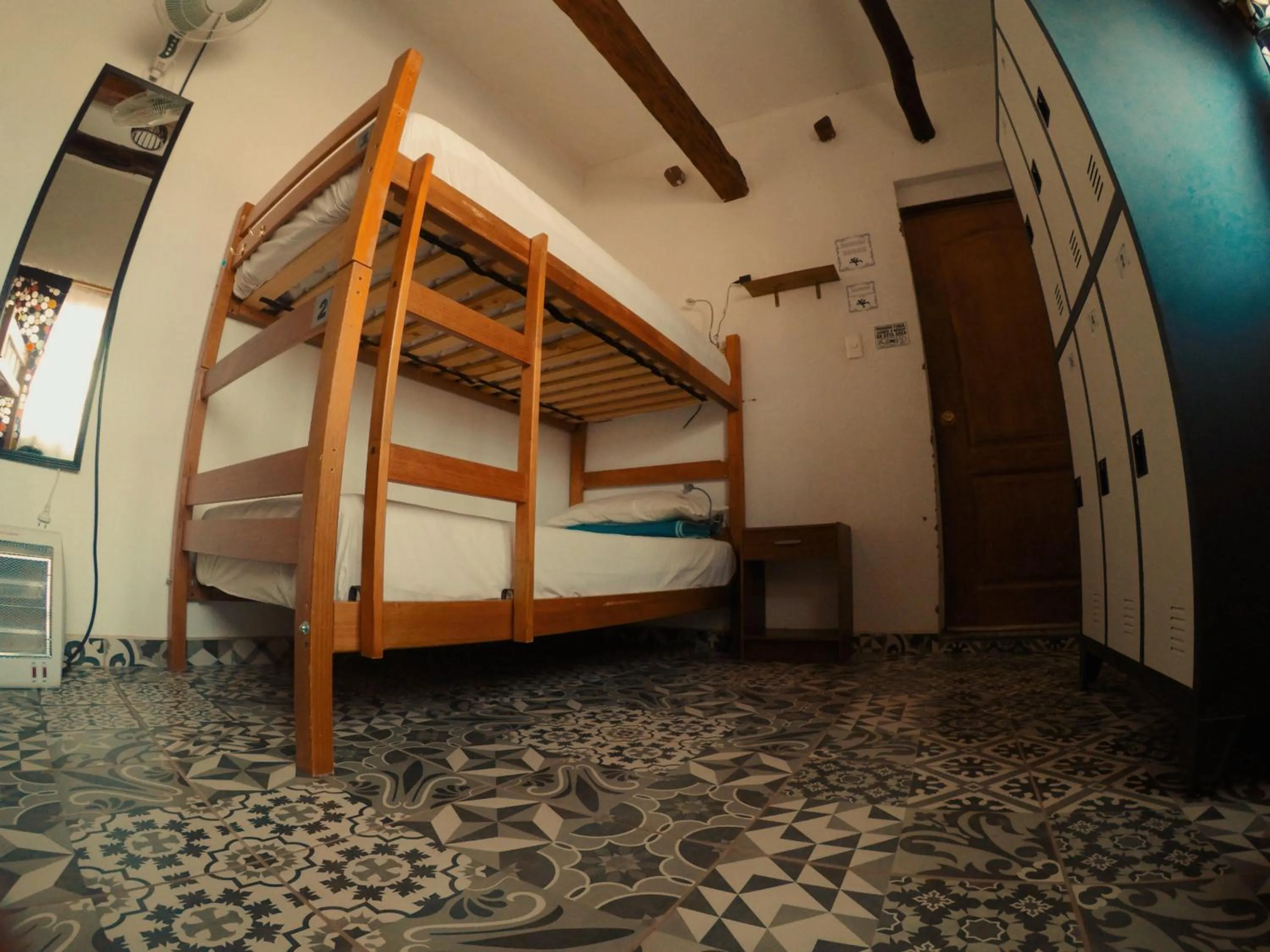 bunk bed, Bed in Rey Lagarto Hostel