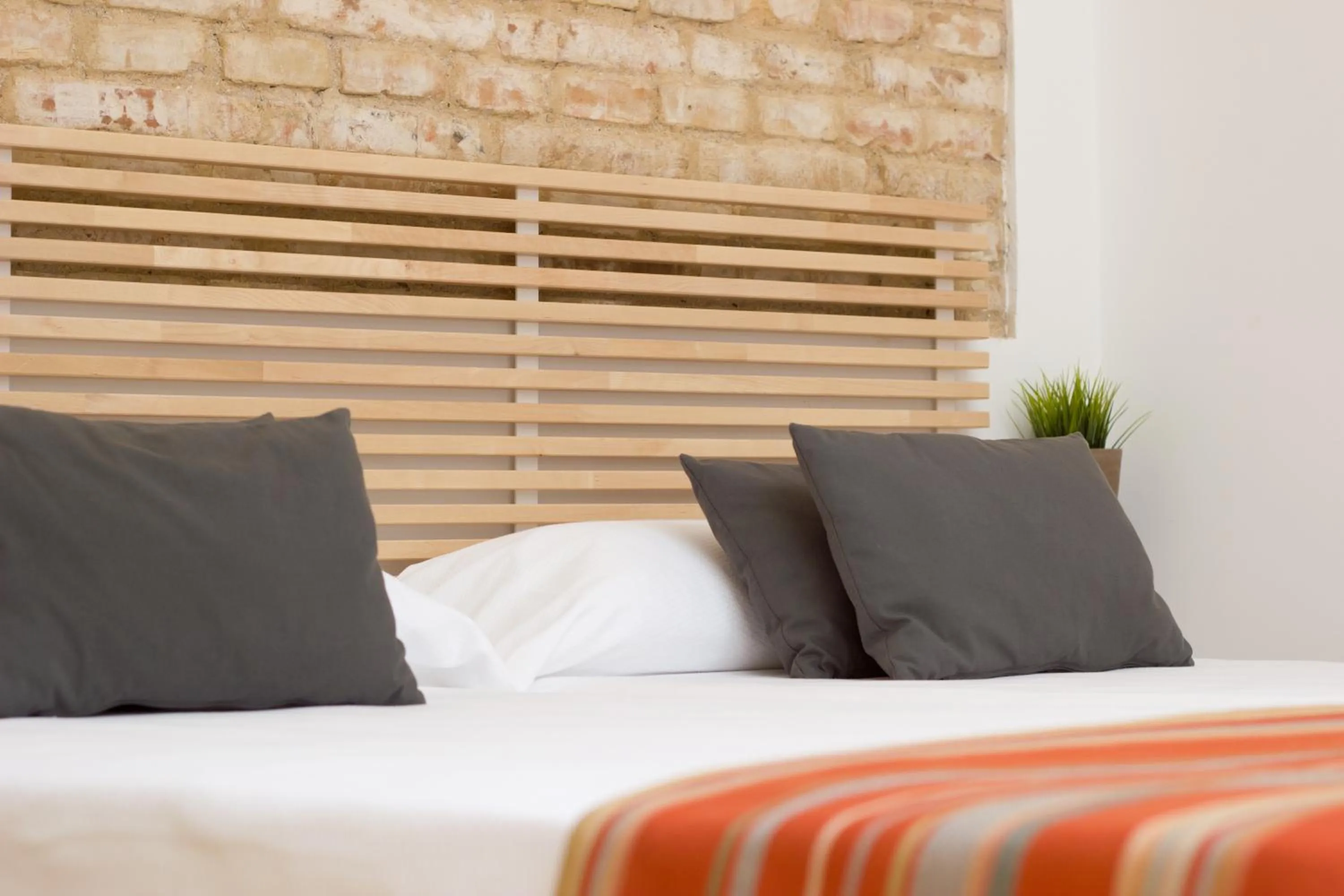 Bedroom, Bed in Life Apartments Alberto Lista