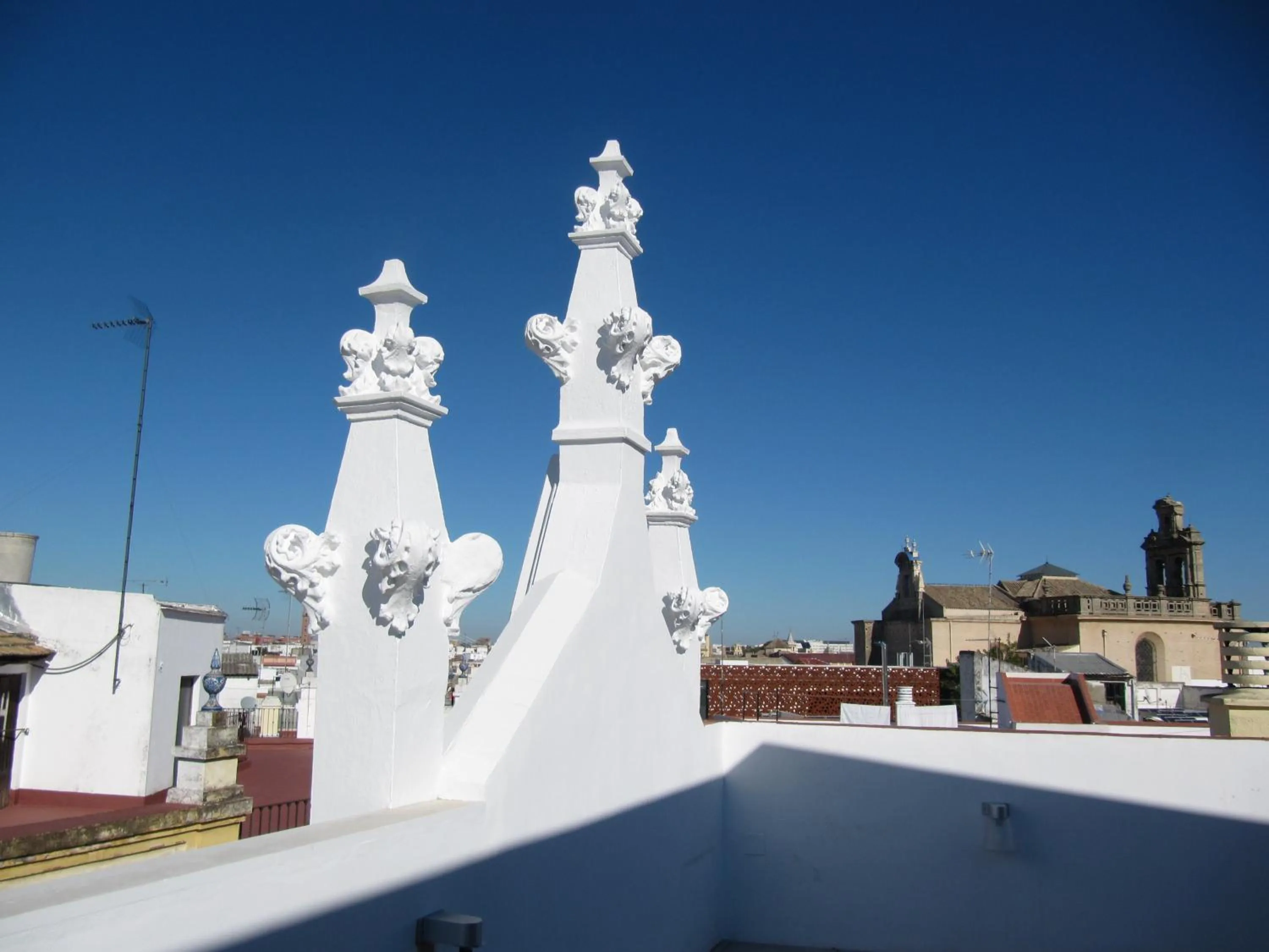Facade/entrance in Life Apartments Alberto Lista