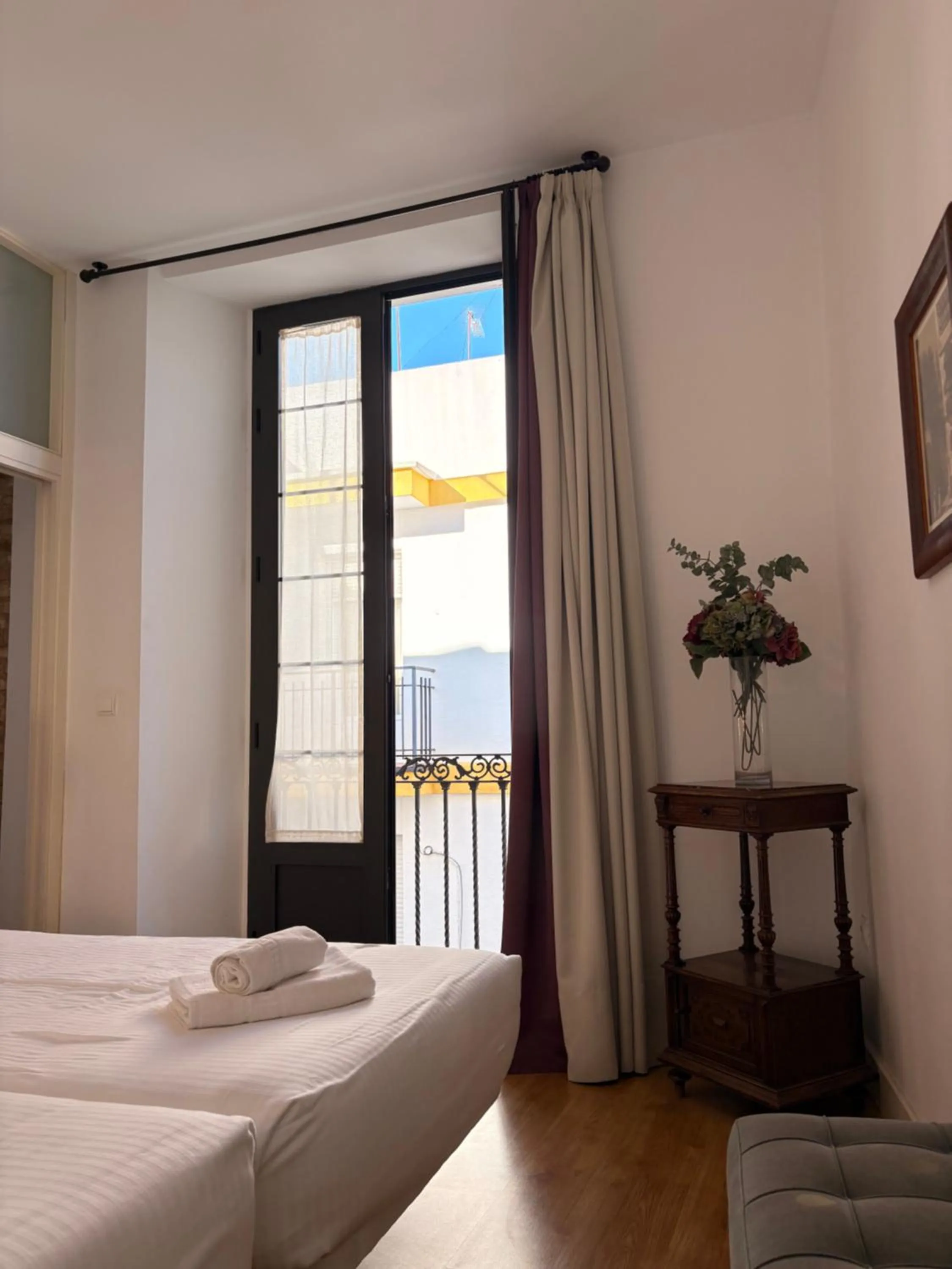 Natural landscape, Bed in Life Apartments Alberto Lista