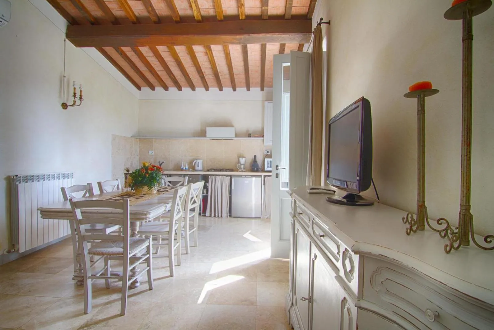 Kitchen or kitchenette in Rinidia Bio