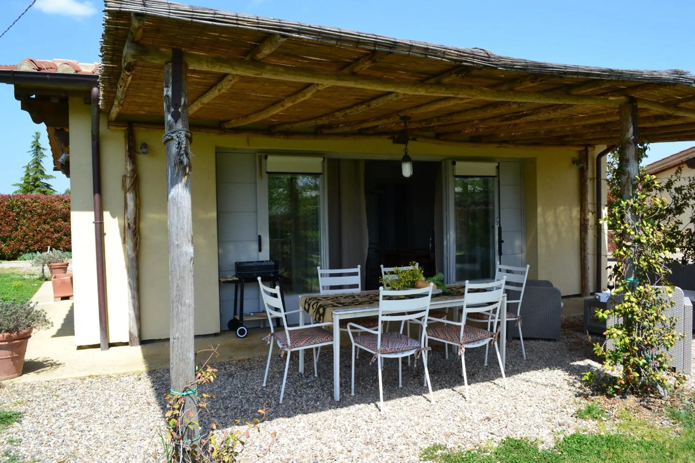 Property building in Rinidia Bio