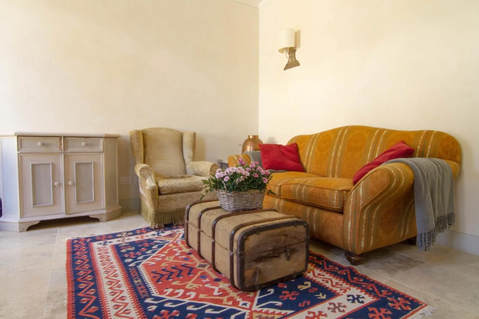 Living room in Rinidia Bio