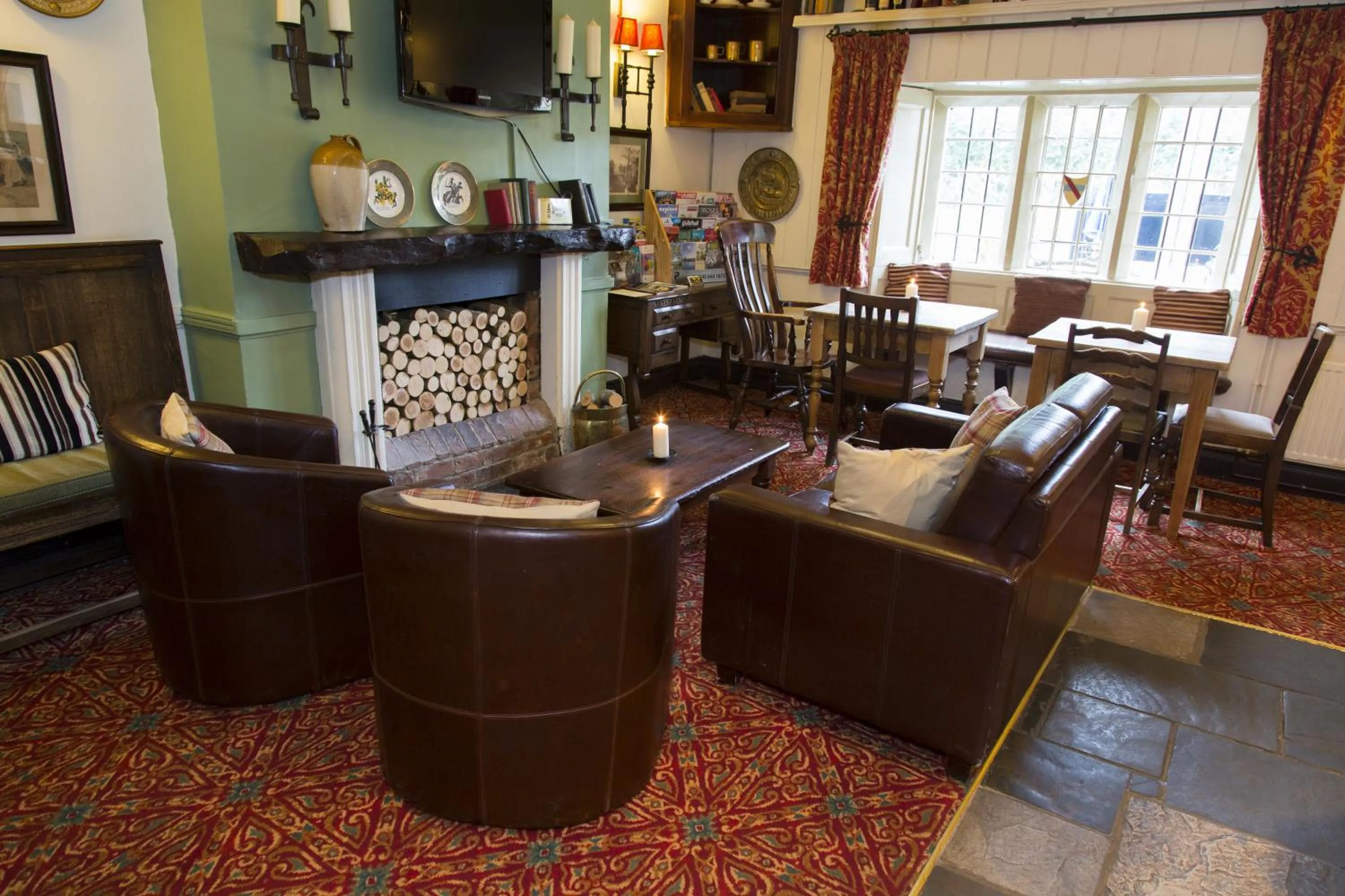 Lobby or reception in The Colesbourne Inn