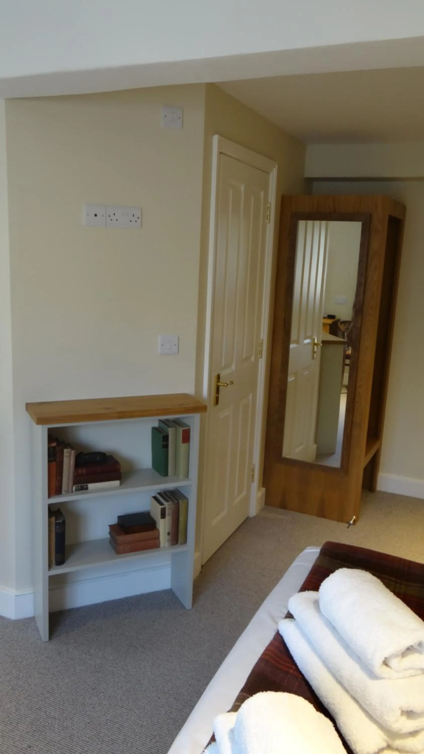 Bedroom, Bed in The Colesbourne Inn