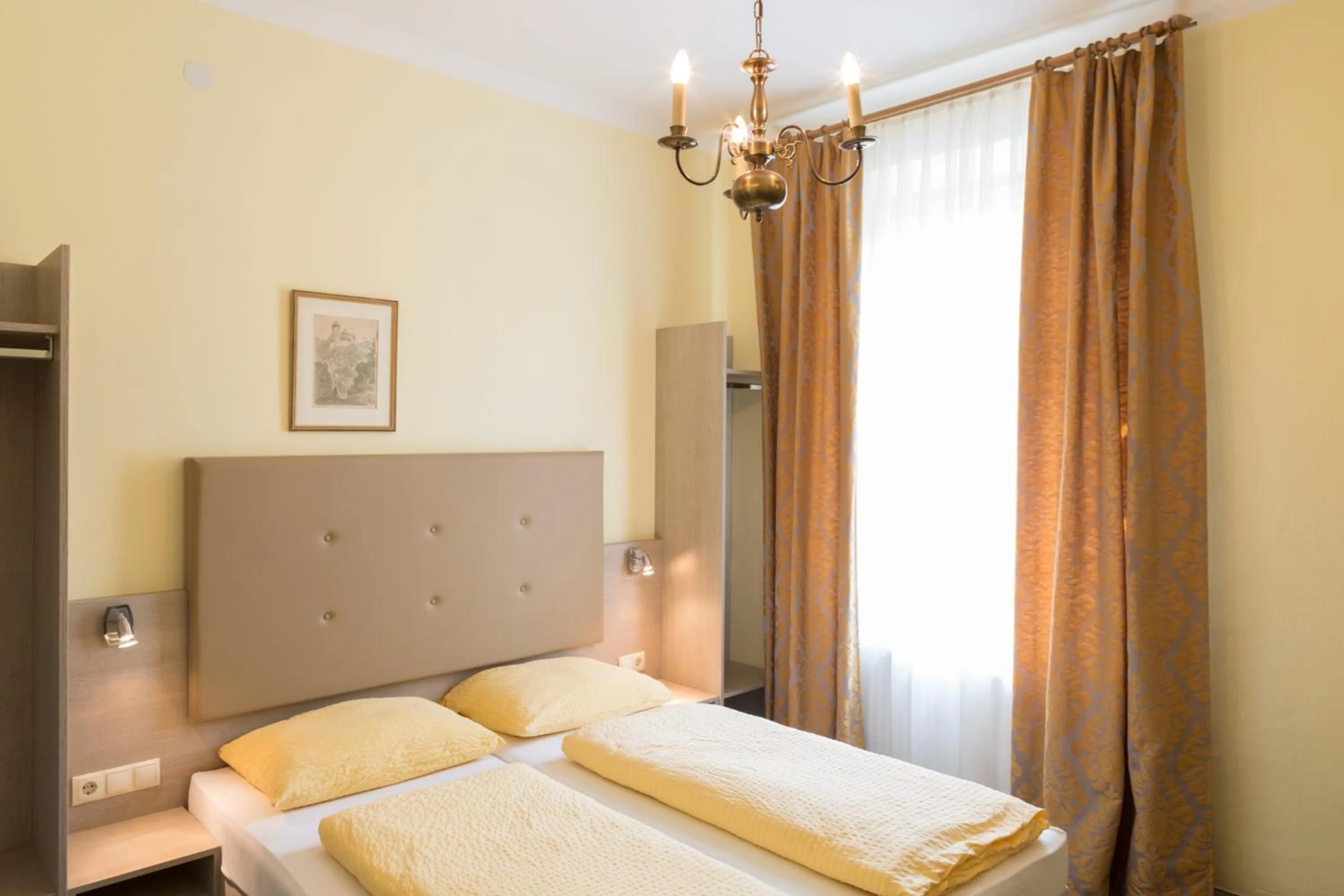 Bedroom, Bed in Hotel Lehenerhof