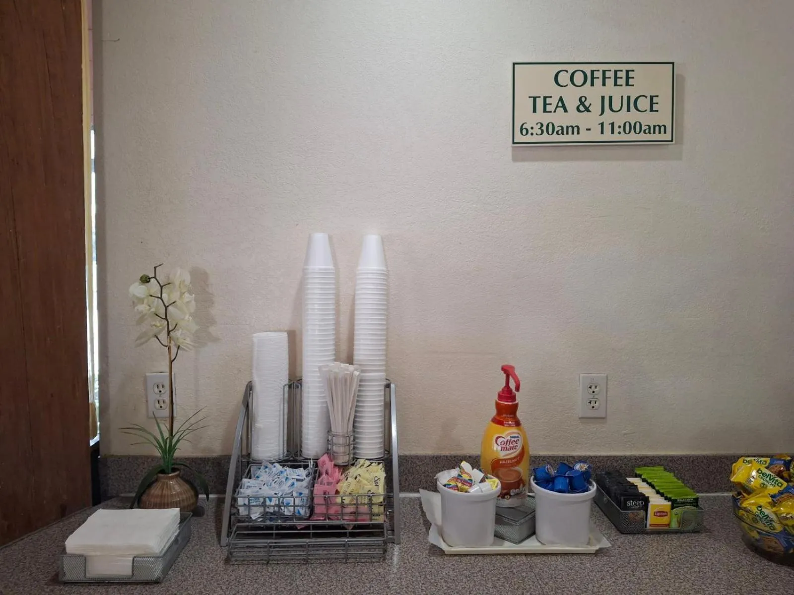 Breakfast in Super 8 by Wyndham North Palm Beach