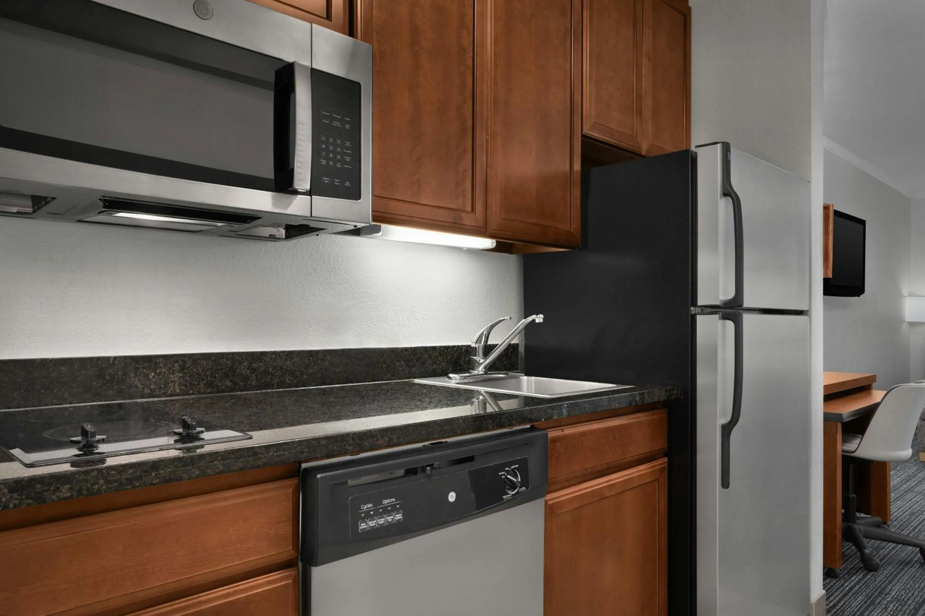 Kitchen or kitchenette in TownePlace Suites by Marriott Tucson Williams Centre