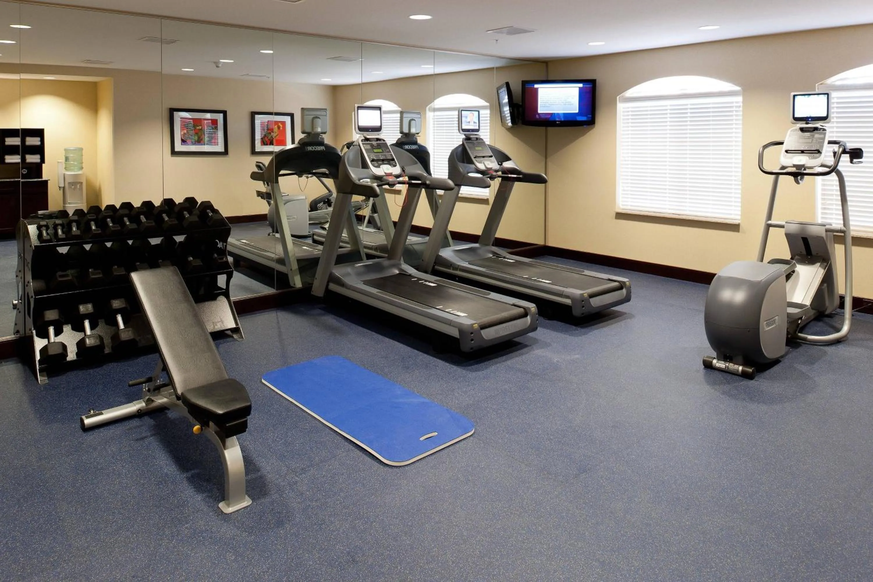 Fitness centre/facilities in TownePlace Suites by Marriott Tucson Williams Centre