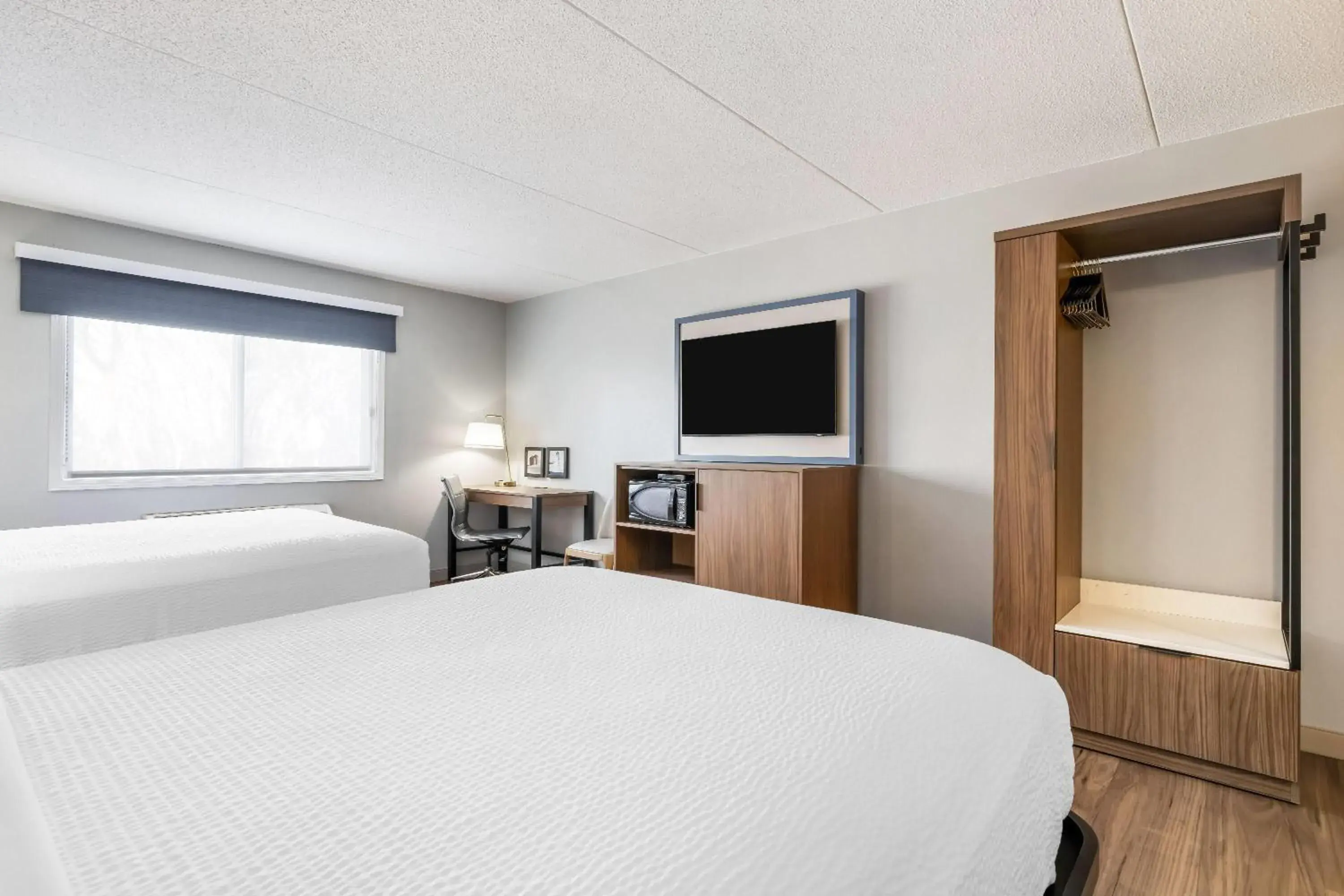 Bed in AmericInn by Wyndham Valley City Conference Center Bed in AmericInn by Wyndham Valley City Conference Center